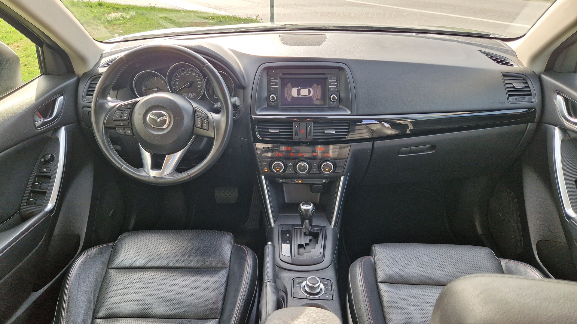 MAZDA CX-5 2.2 D HP Revolution AWD Automatic-image-11