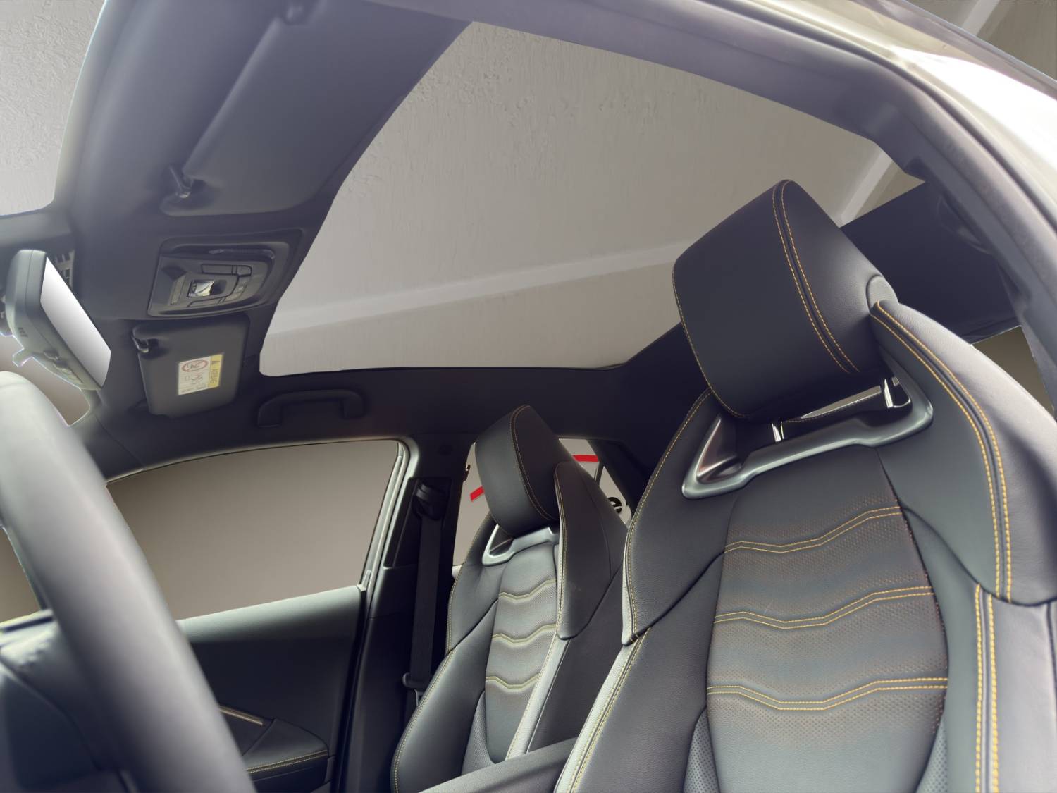 TOYOTA C-HR 2.0 HEV Style Premiere 4x4-image-13