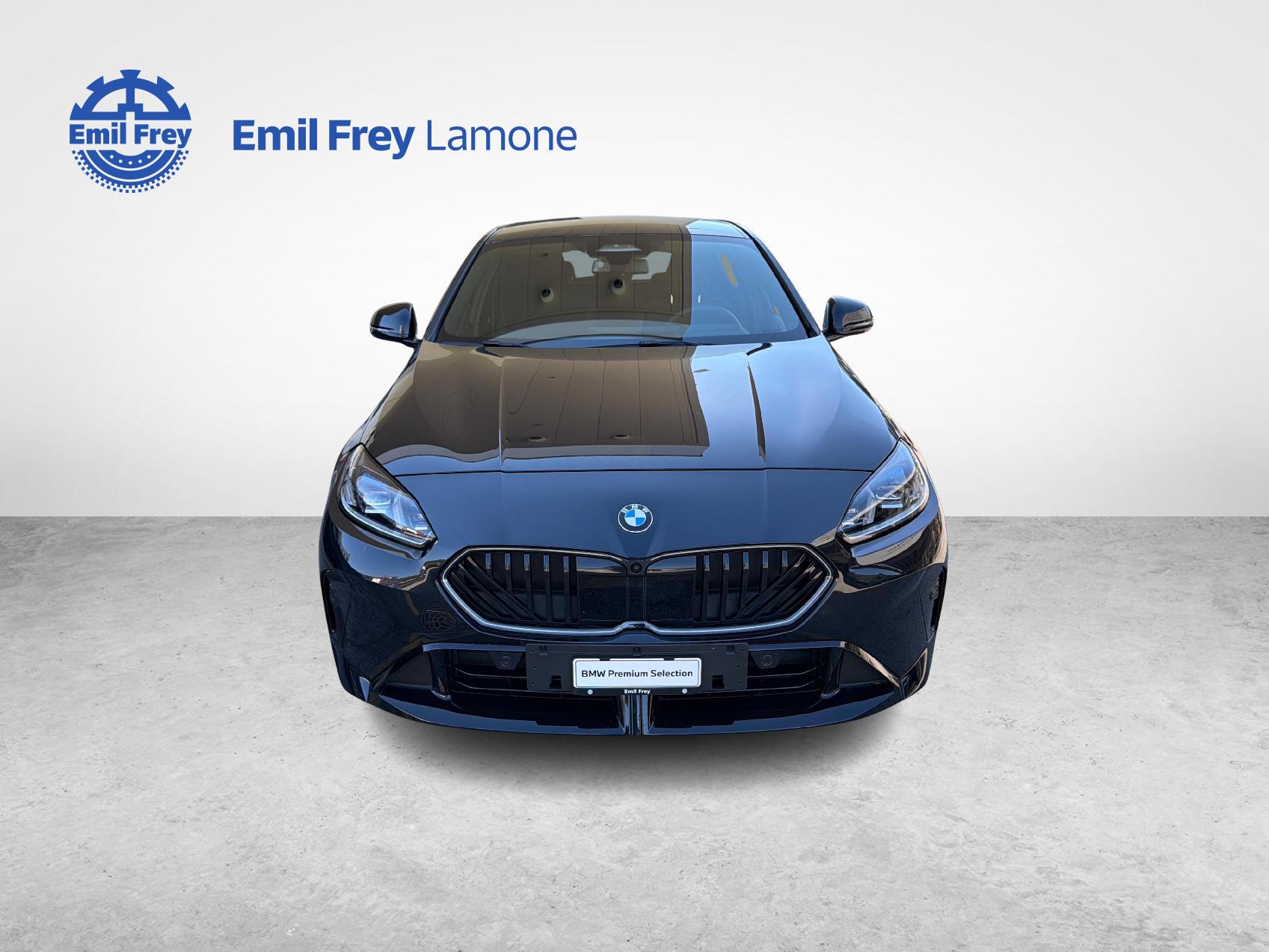BMW 120i-image-8