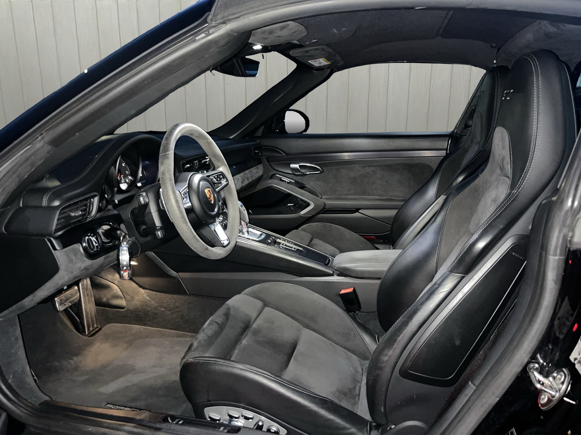 PORSCHE 911 Targa 4 GTS PDK-image-10