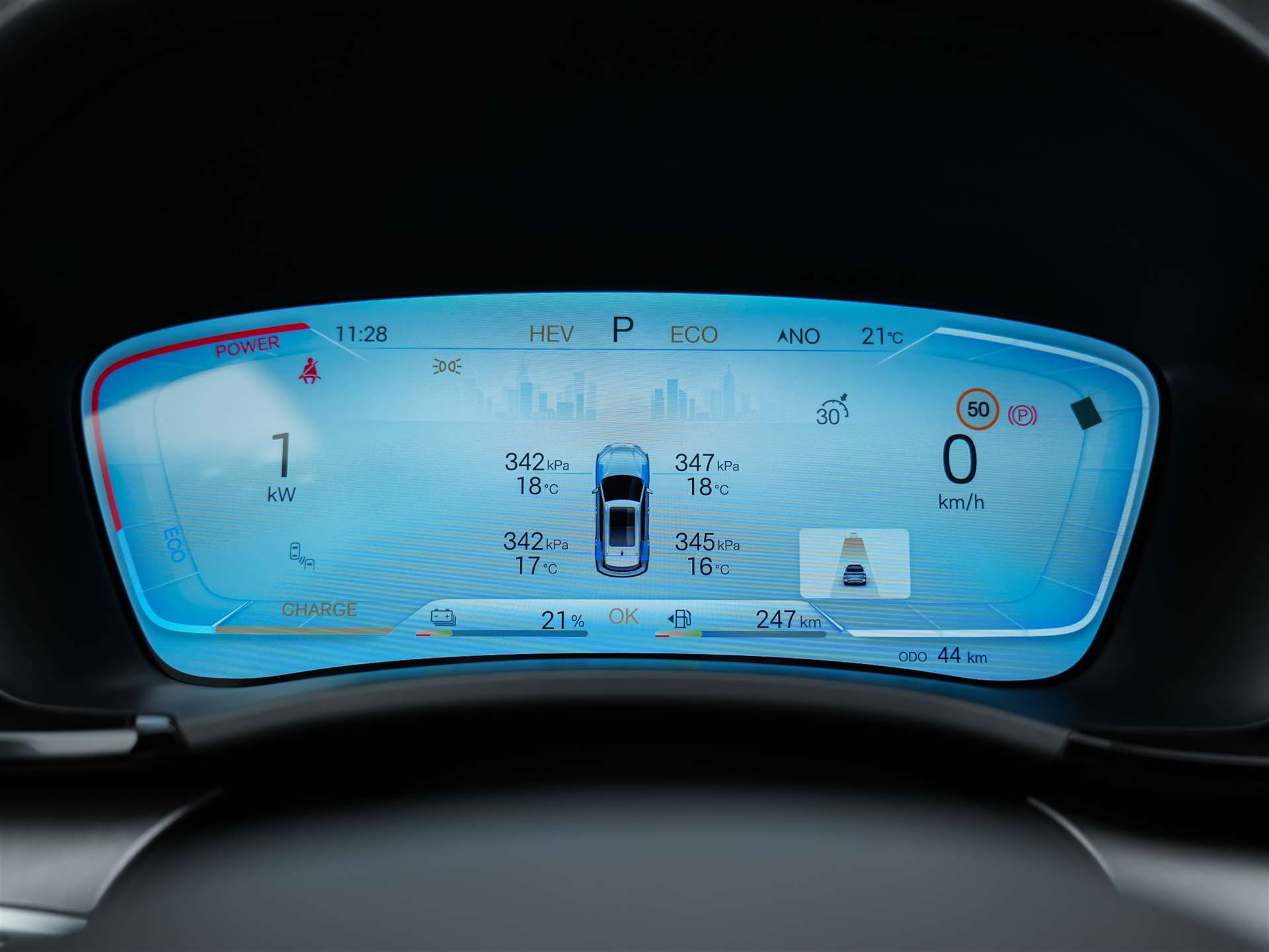 BYD Seal U DM-i Design AWD *SOFORT Verfügbar*Werksgarantie*Lenkradheizung*Sitzbelüftung*360° Kamera*-image-30