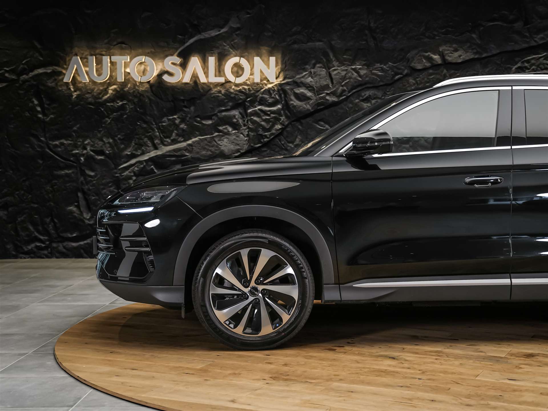 BYD Seal U DM-i Design AWD *SOFORT Verfügbar*Werksgarantie*Lenkradheizung*Sitzbelüftung*360° Kamera*-image-16