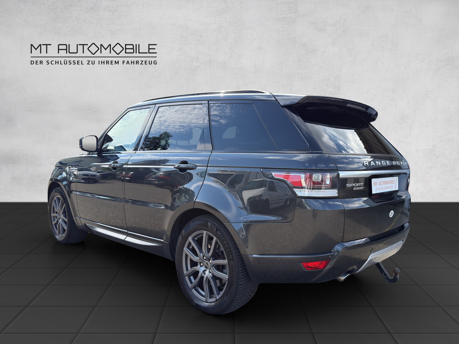 LAND ROVER Range Rover Sport 3.0 SDV6 HSE Dynamic Automatic-image-4