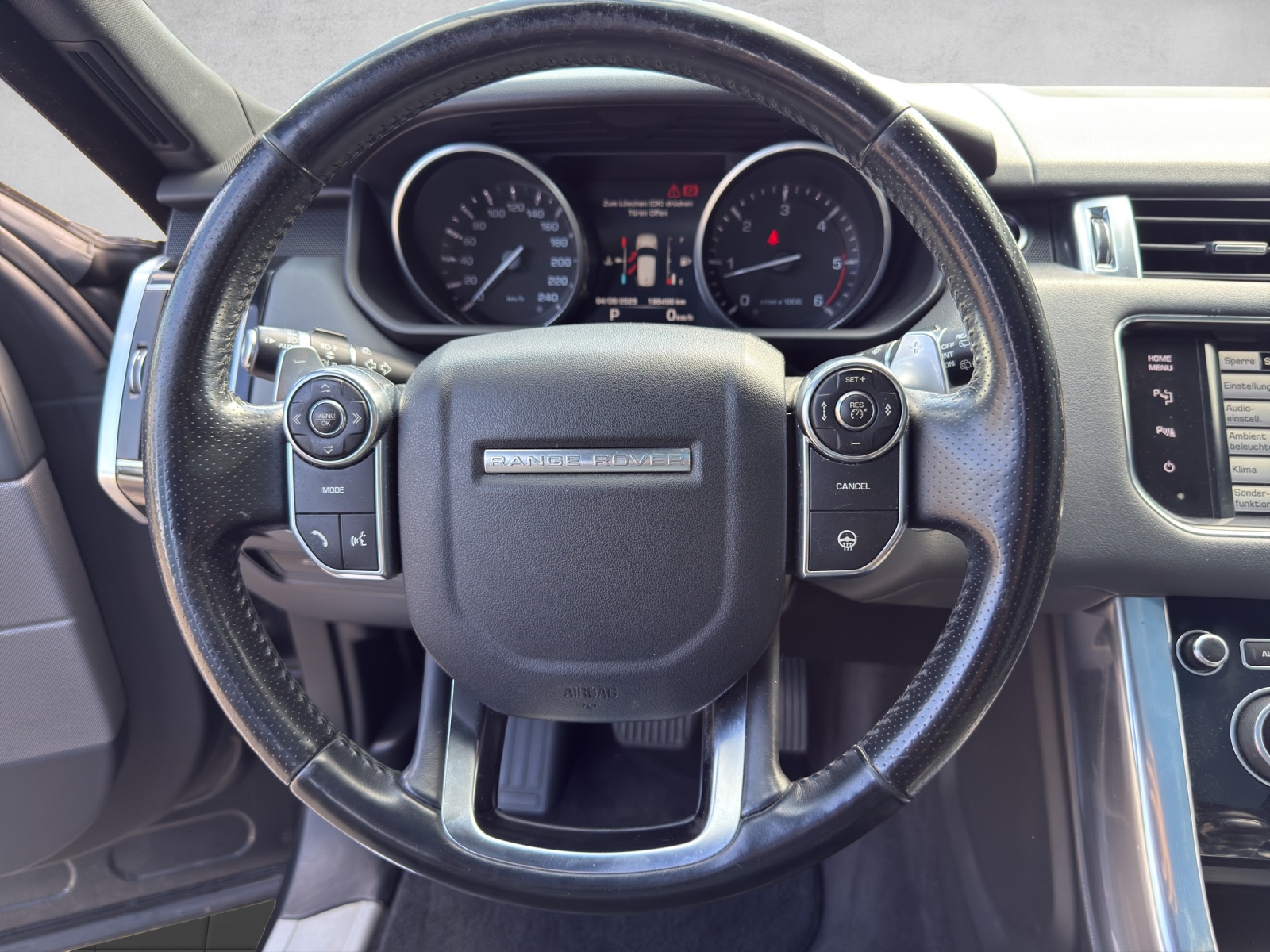LAND ROVER Range Rover Sport 3.0 SDV6 HSE Dynamic Automatic-image-9
