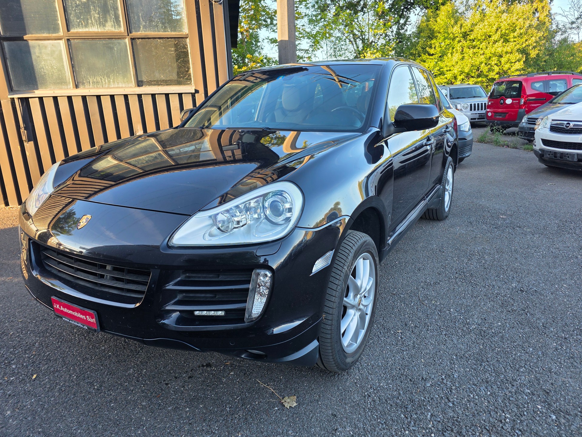 PORSCHE Cayenne-image-0