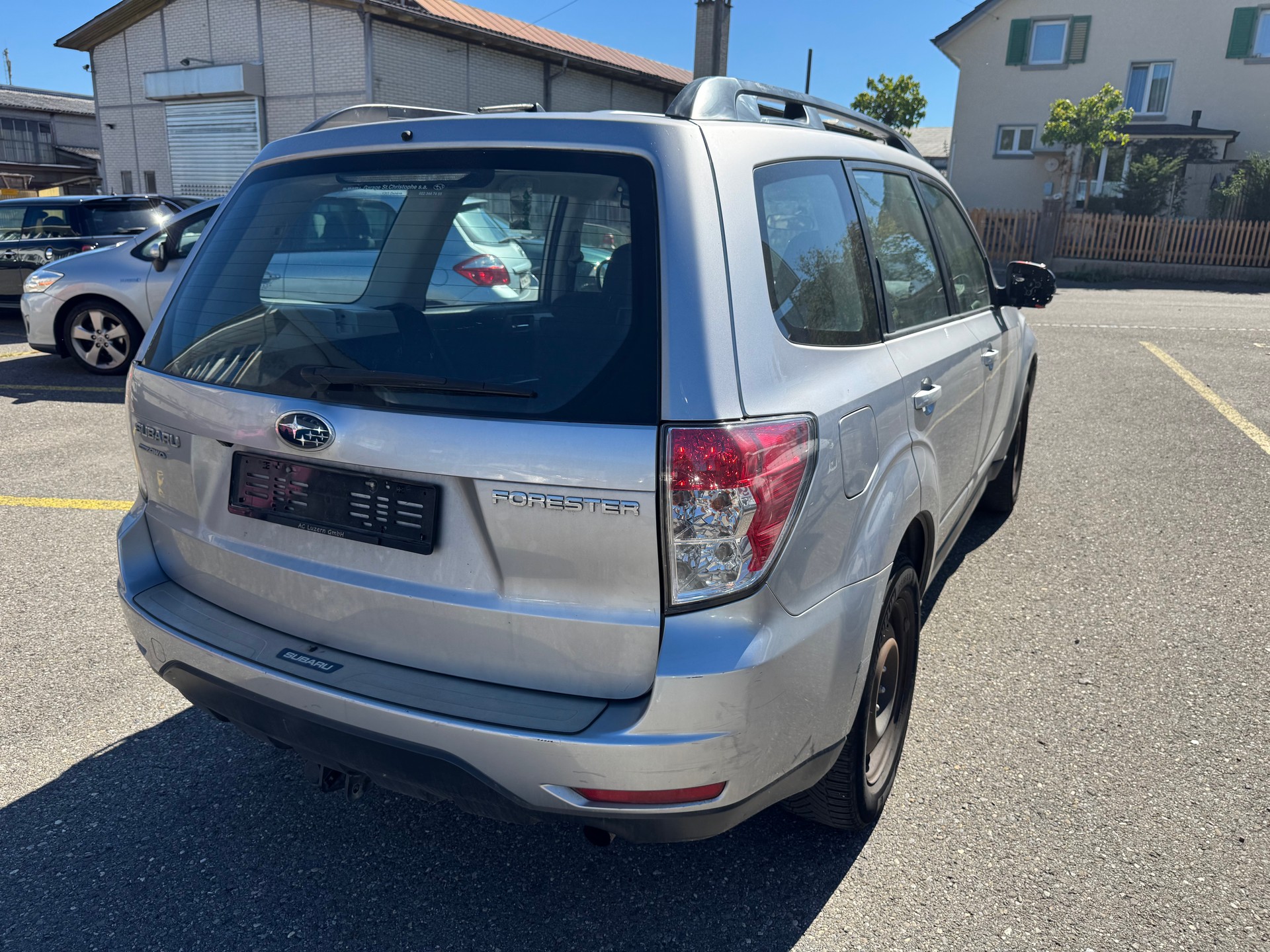 SUBARU Forester 2.0X Advantage-image-4