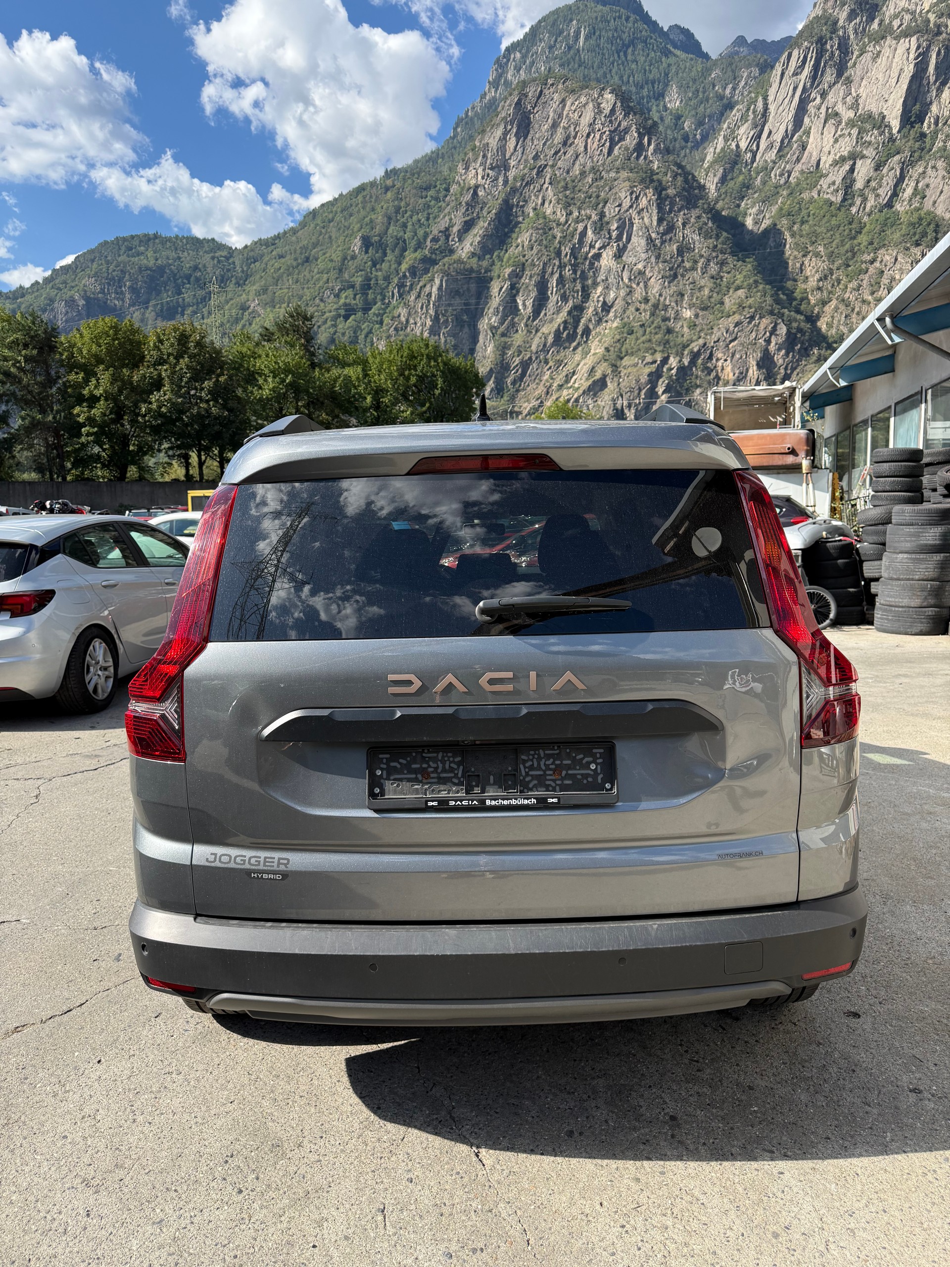 DACIA Jogger HEV 140 Extreme-image-6