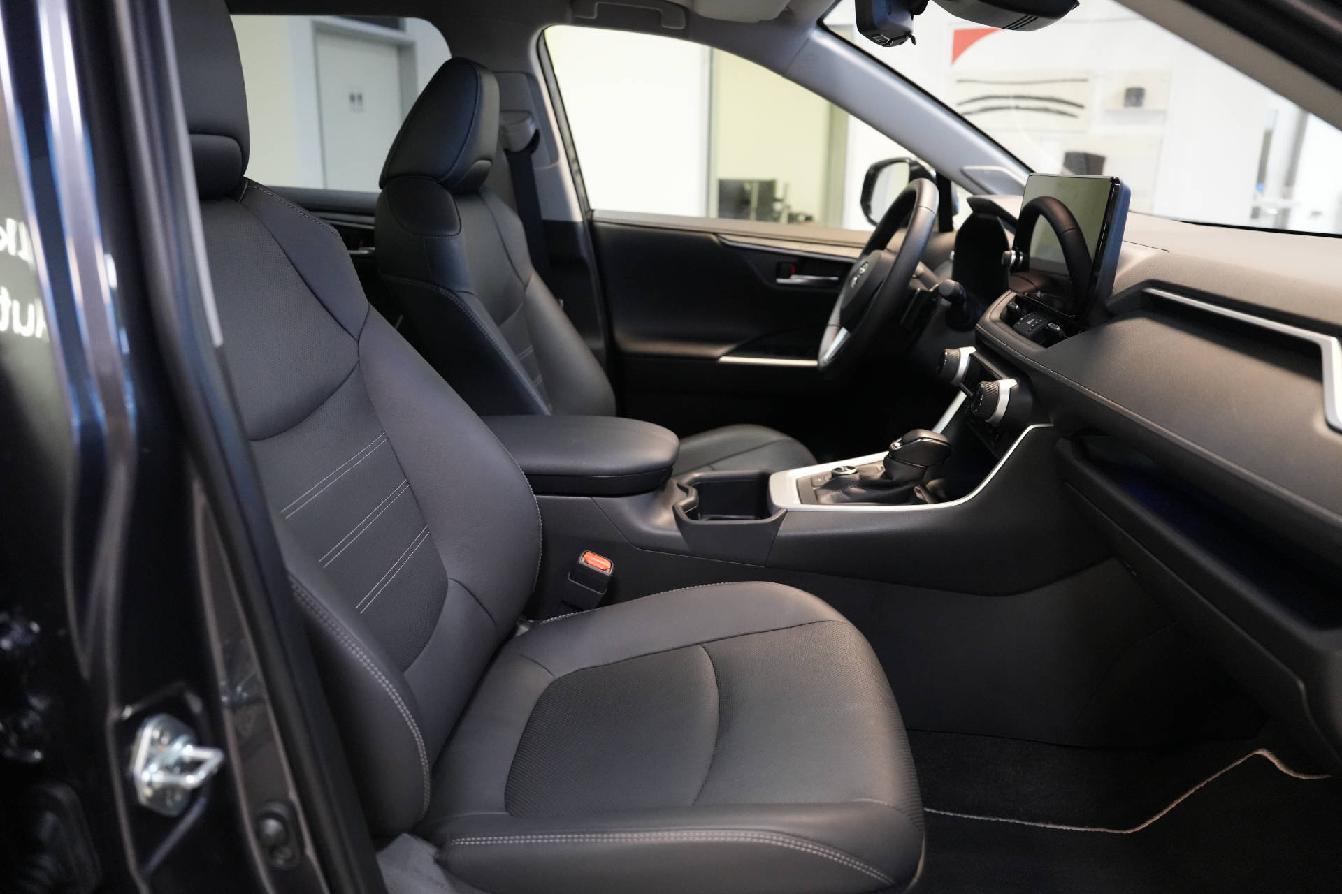 TOYOTA RAV-4 2.5 HEV Premium Luxury-image-5