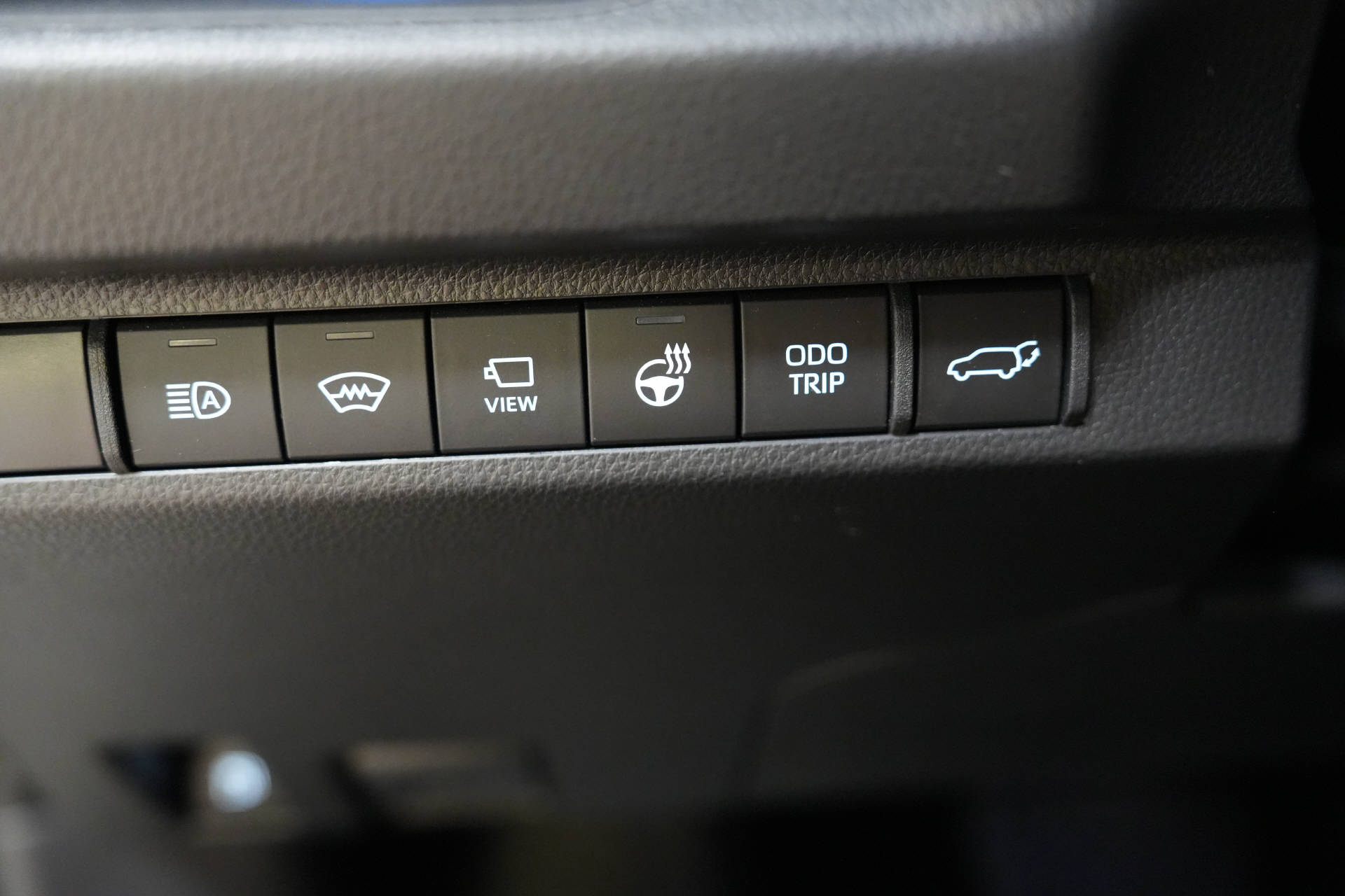 TOYOTA RAV-4 2.5 HEV Premium Luxury-image-12