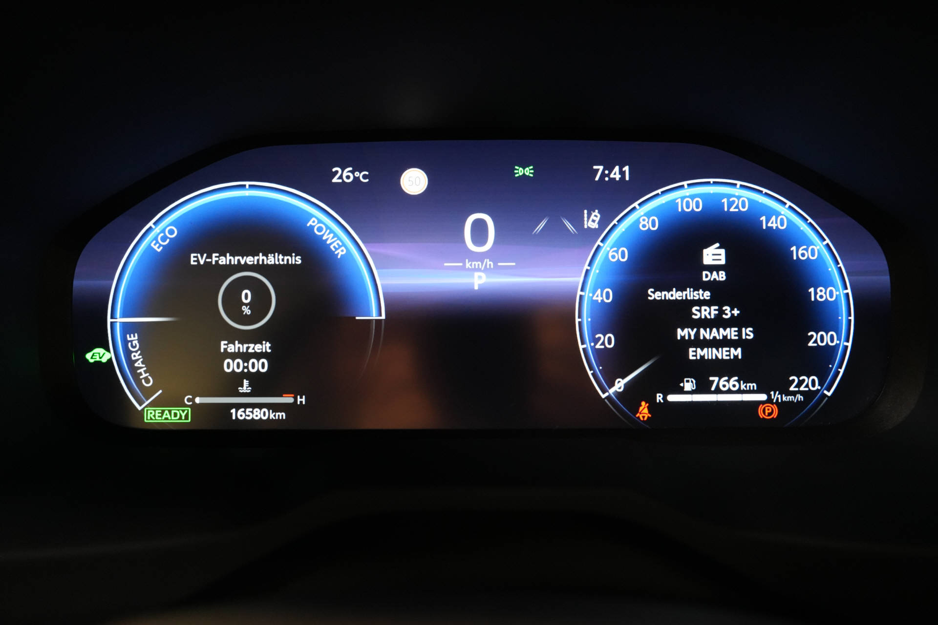 TOYOTA RAV-4 2.5 HEV Premium Luxury-image-15