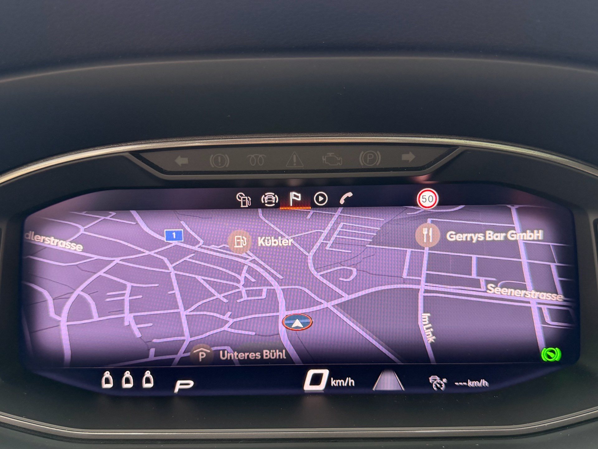 CUPRA Ateca VZ 4Drive 2.0 TSI 300PS *** TOPAUSSTATTUNG & FRISCH AB SERVICE ***-image-10