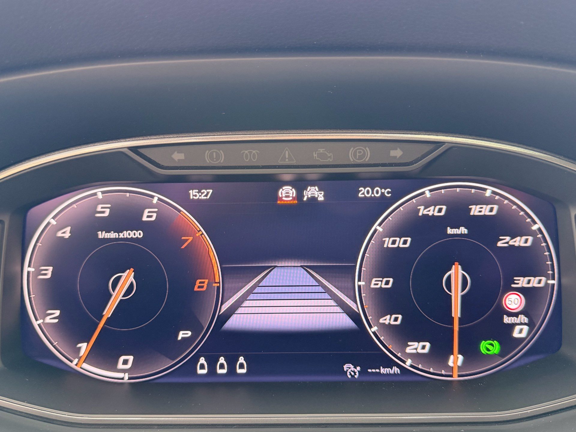 CUPRA Ateca VZ 4Drive 2.0 TSI 300PS *** TOPAUSSTATTUNG & FRISCH AB SERVICE ***-image-9