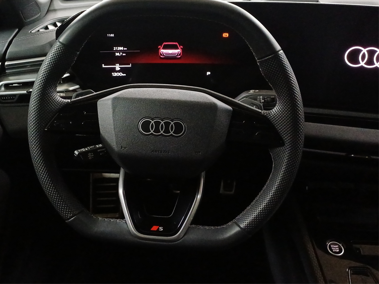 AUDI A5 Avant TDI quattro 150 kW S tronic-image-9