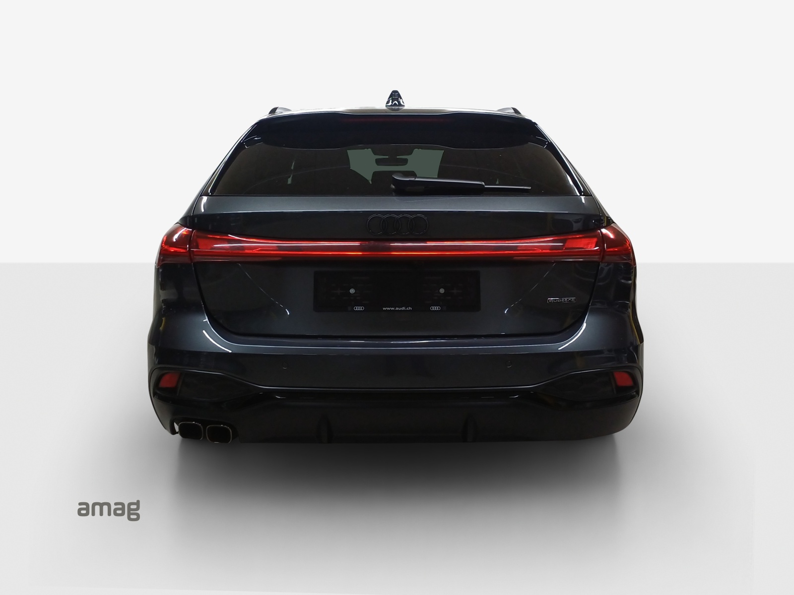 AUDI A5 Avant TDI quattro 150 kW S tronic-image-3