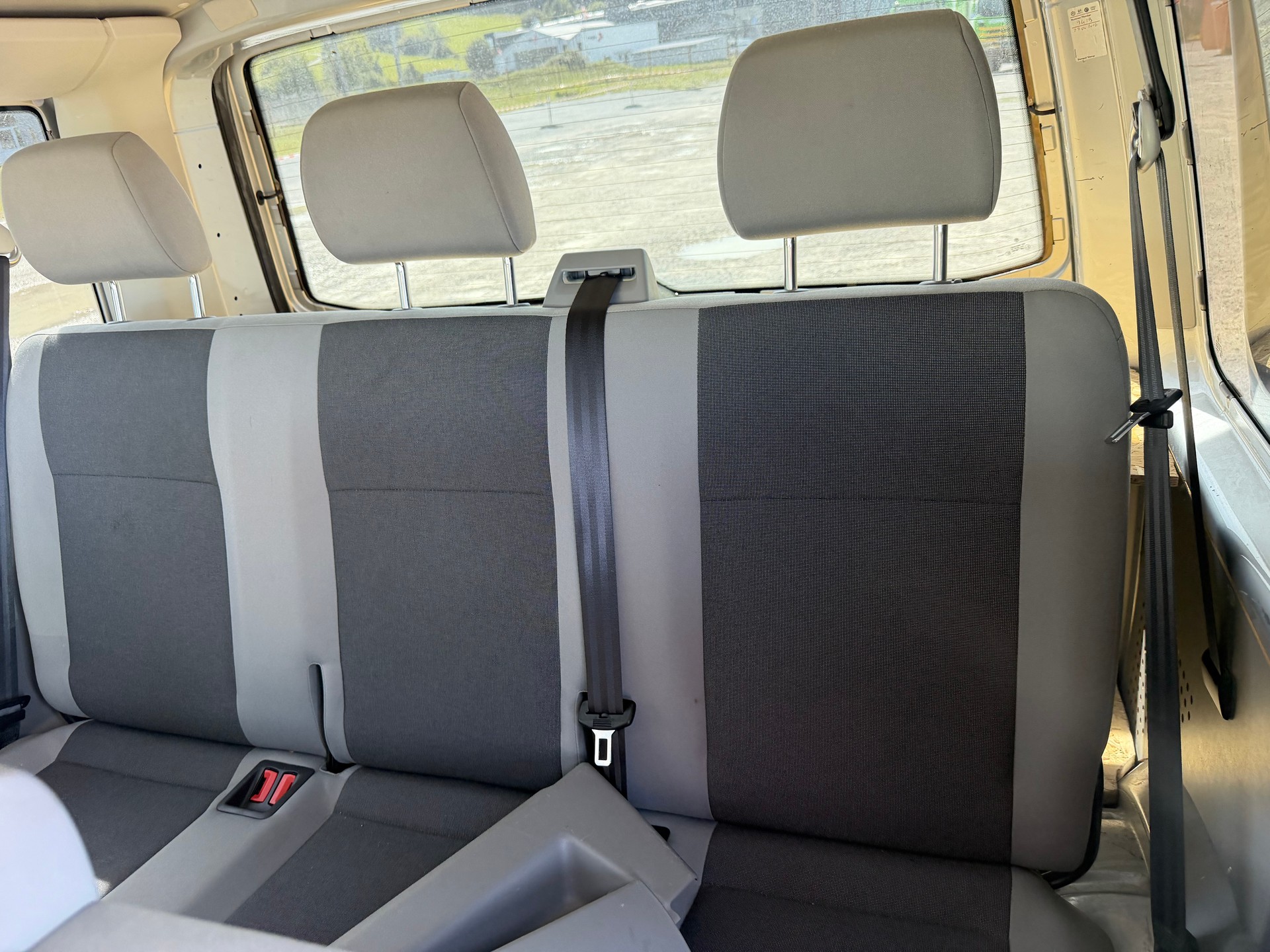 VW T5 2.0 Bi-TDI BMT 4Motion DSG-image-10