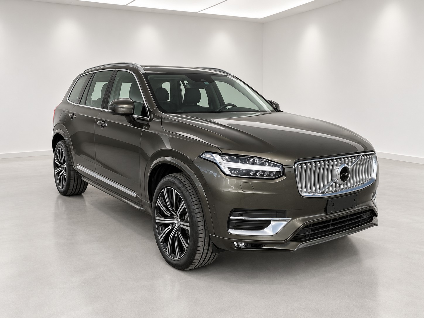 VOLVO 2.0 B5 MH Inscription 7P. AWD-image-0