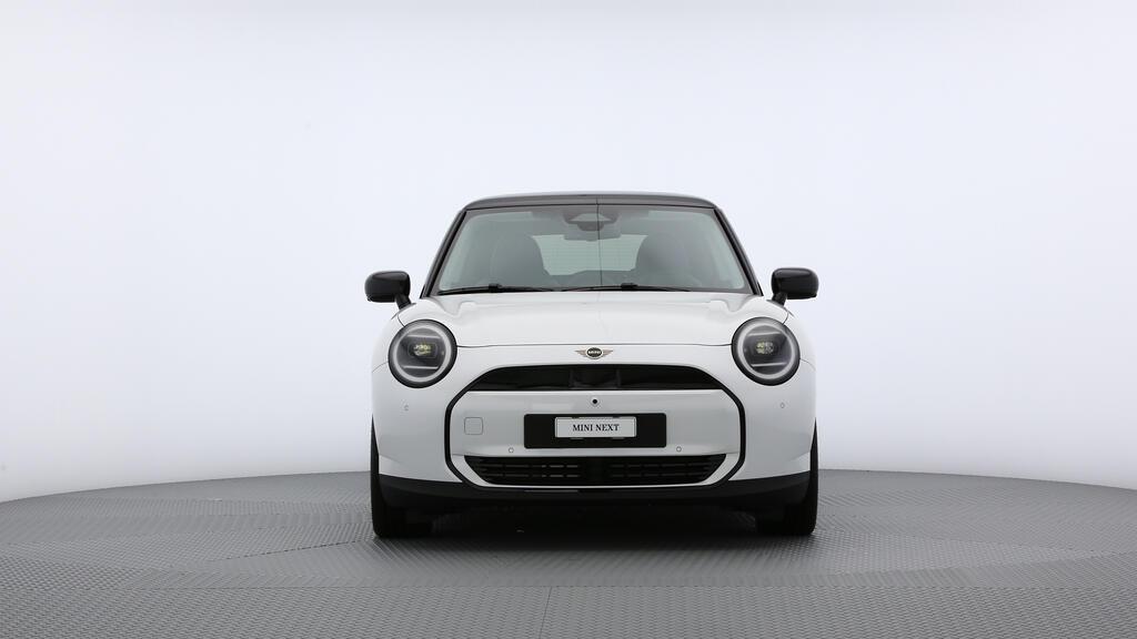 MINI Cooper E-image-18