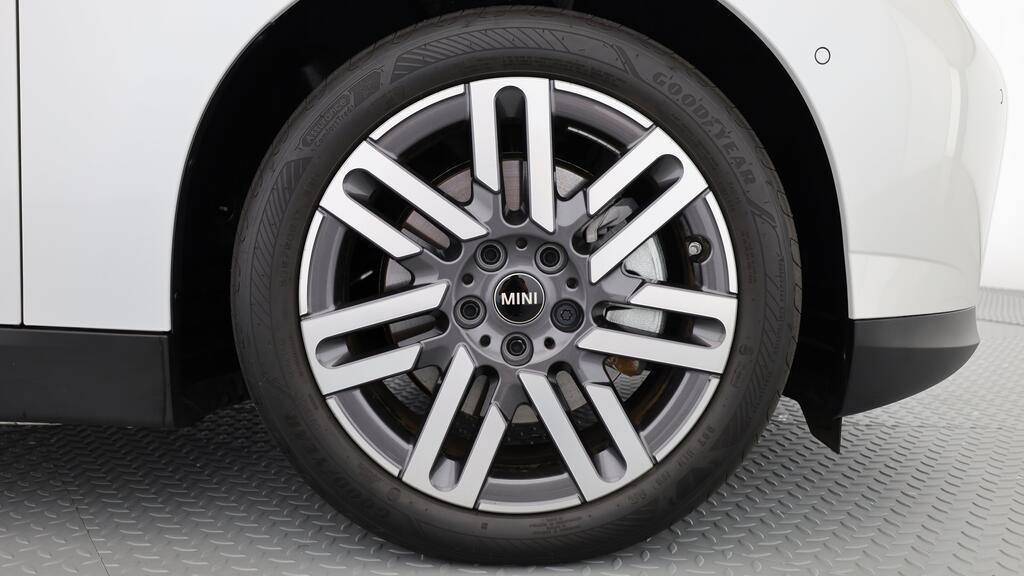 MINI Cooper E-image-9