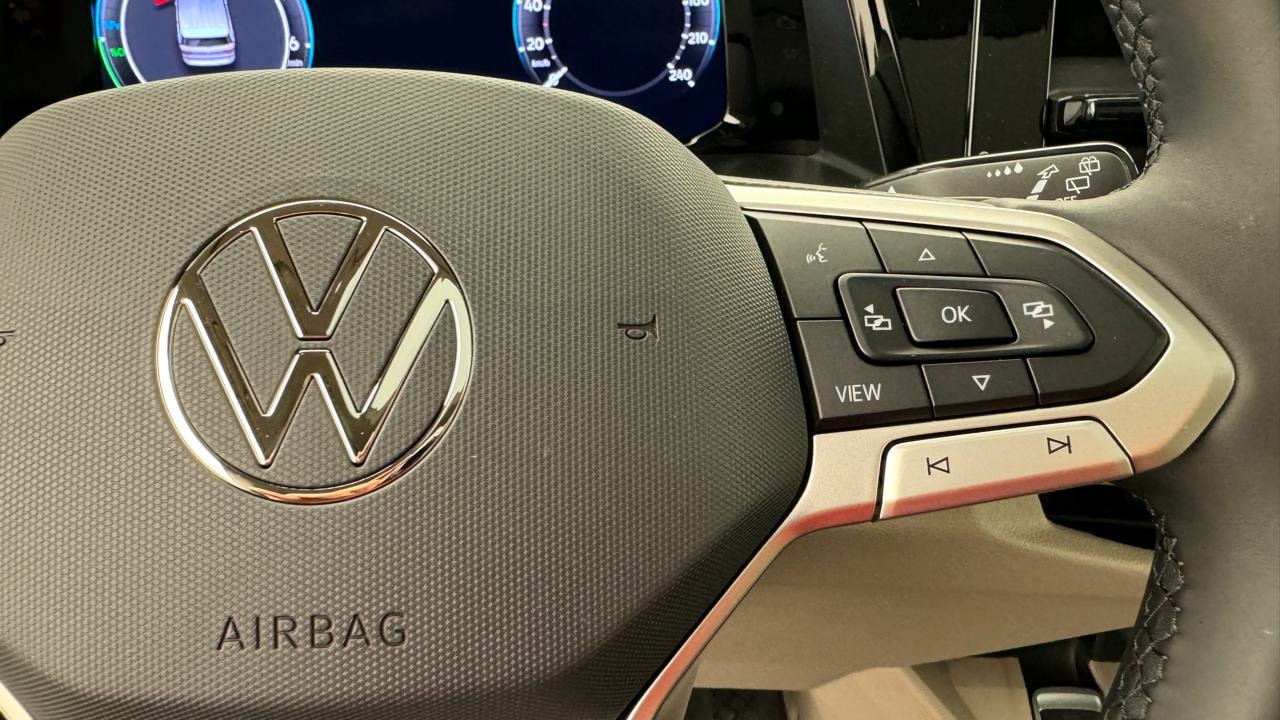 VW Multivan 1.5 eHybrid Life Edition 4Motion DSG-image-10