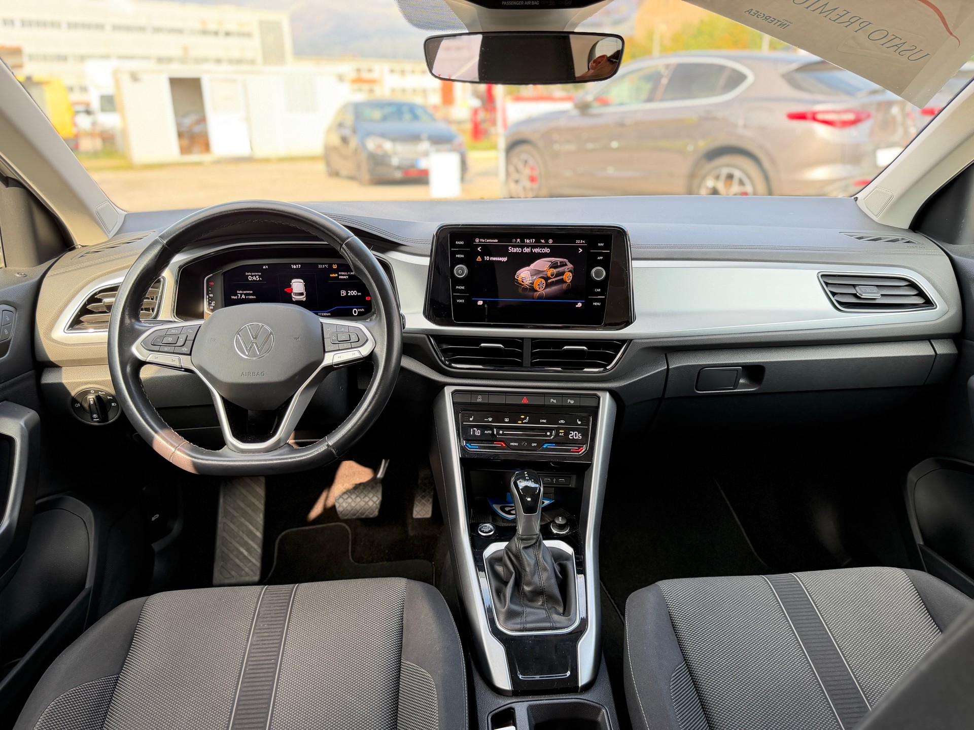 VW T-Roc 1.5 TSI EVO Life DSG-image-7