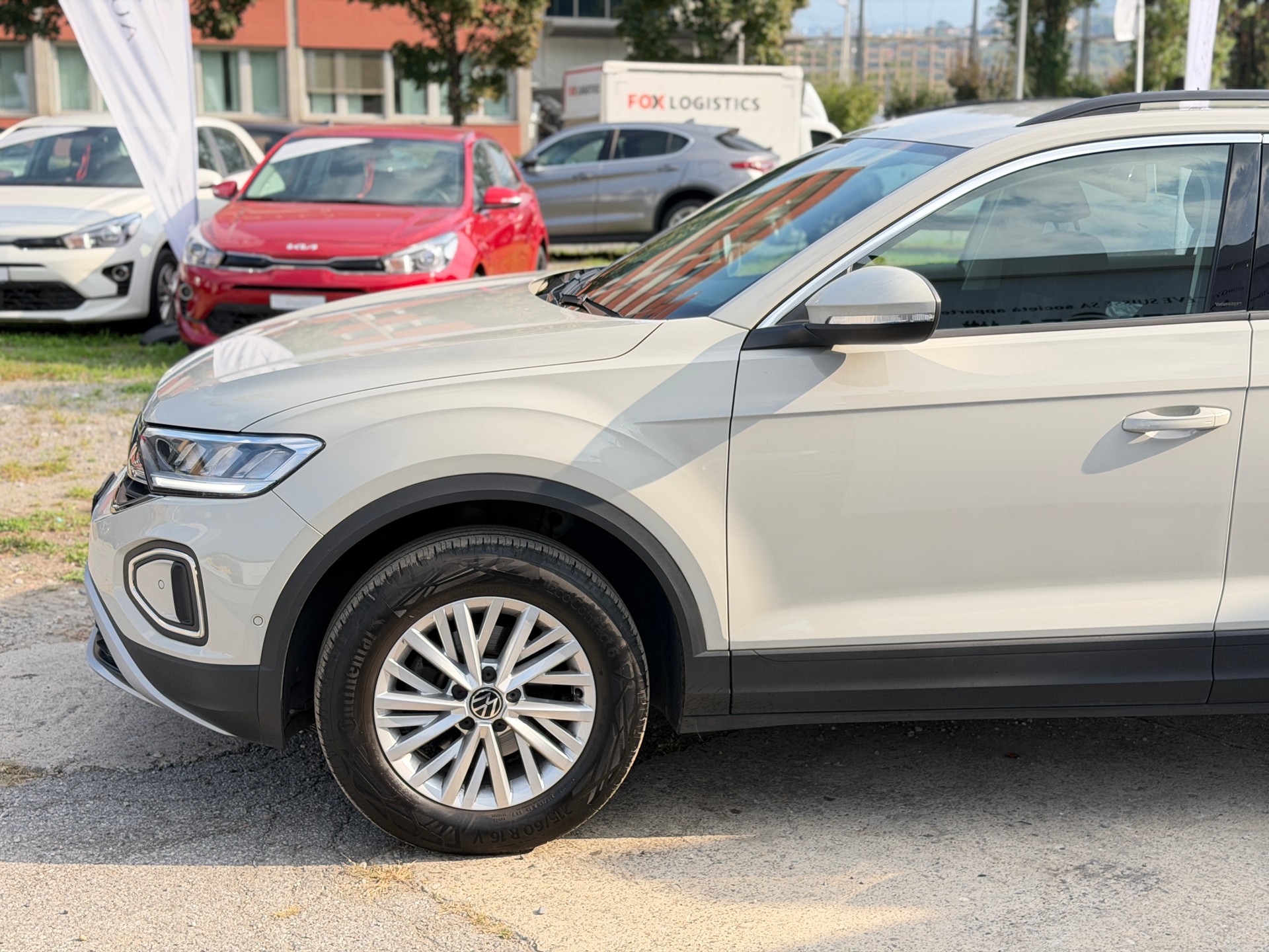 VW T-Roc 1.5 TSI EVO Life DSG-image-3
