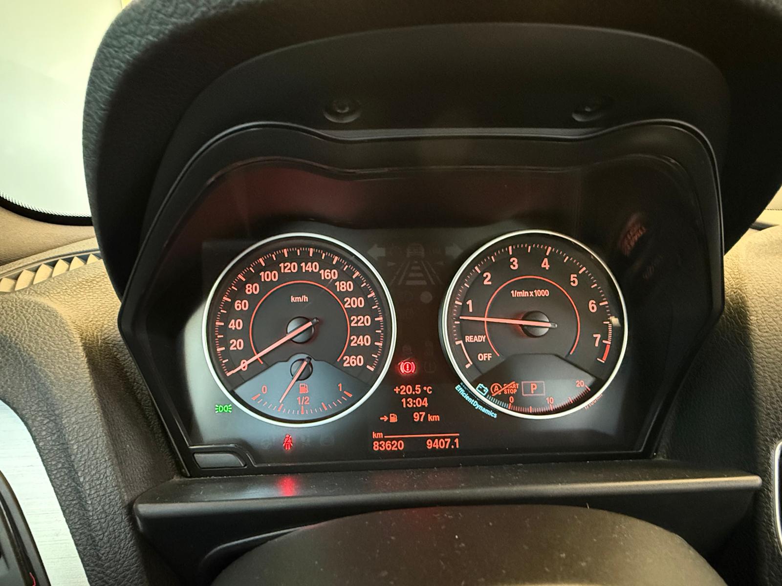 BMW M135i xDrive Steptronic-image-19