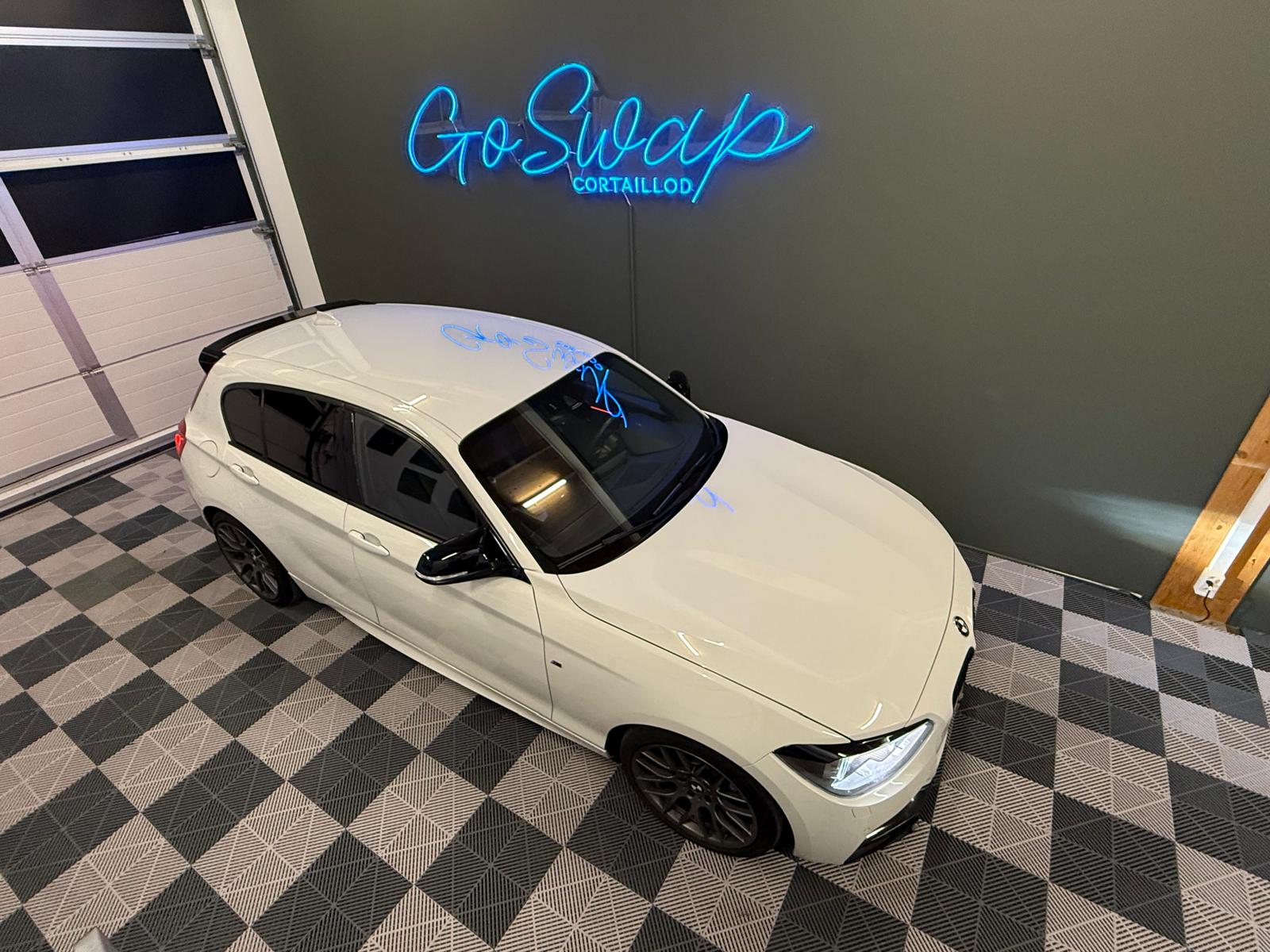 BMW M135i xDrive Steptronic-image-6