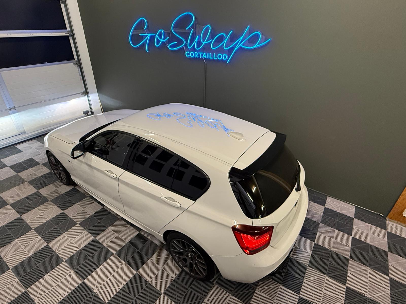 BMW M135i xDrive Steptronic-image-2