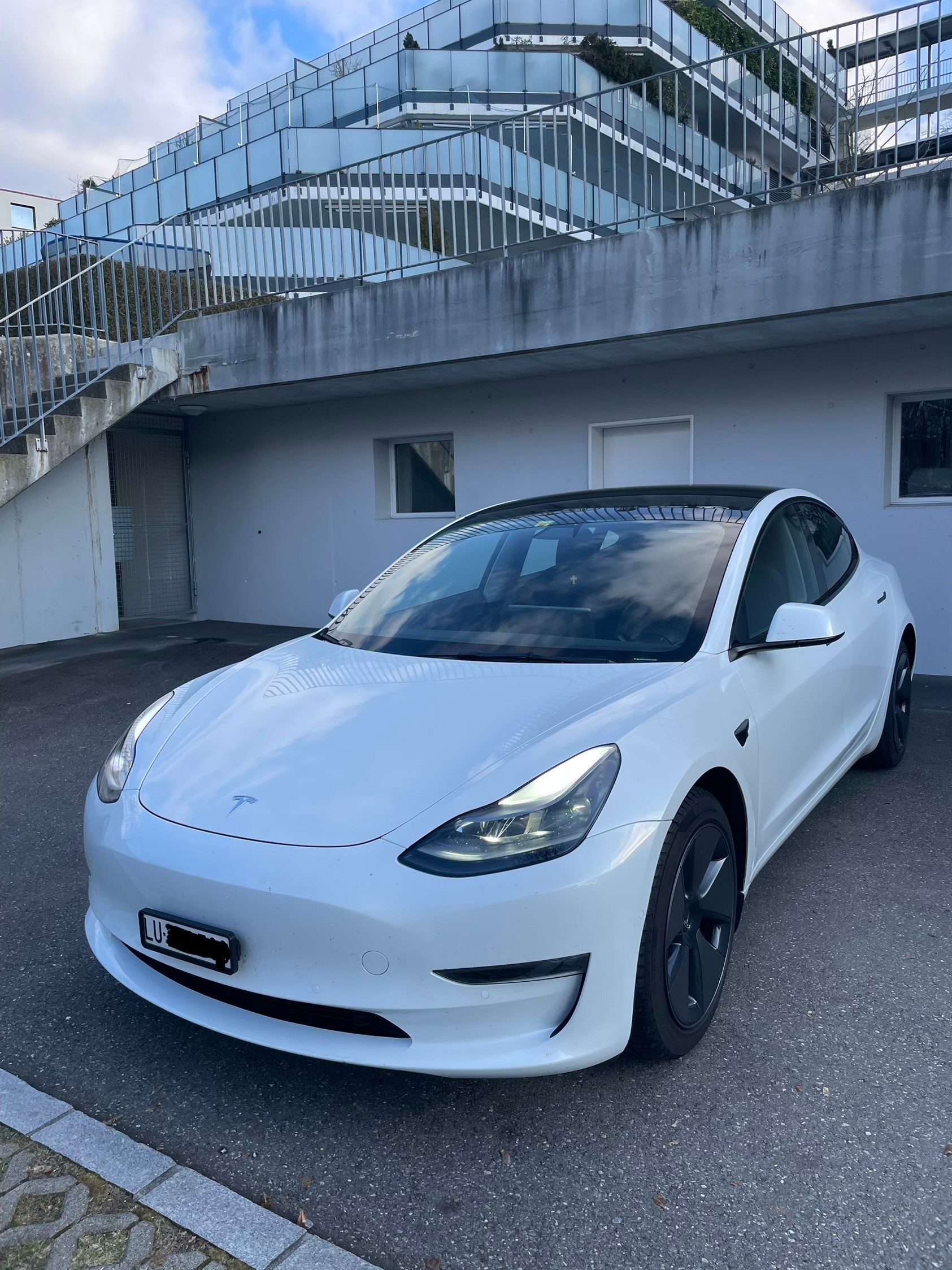 TESLA Long Range D-image-3