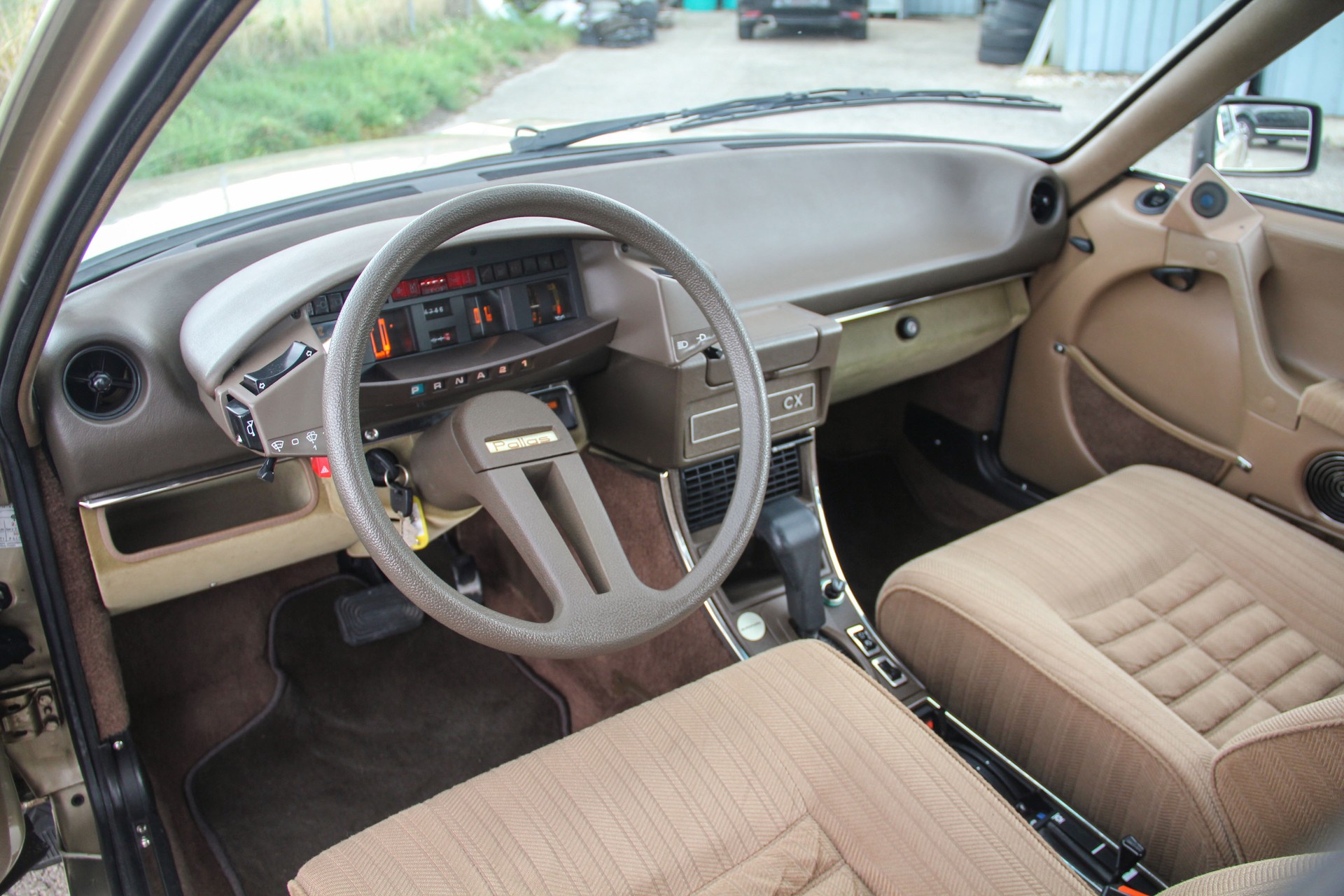 CITROEN CX Sedan 2400 Pallas (IE) Automatic ⭐⭐⭐⭐⭐-image-4