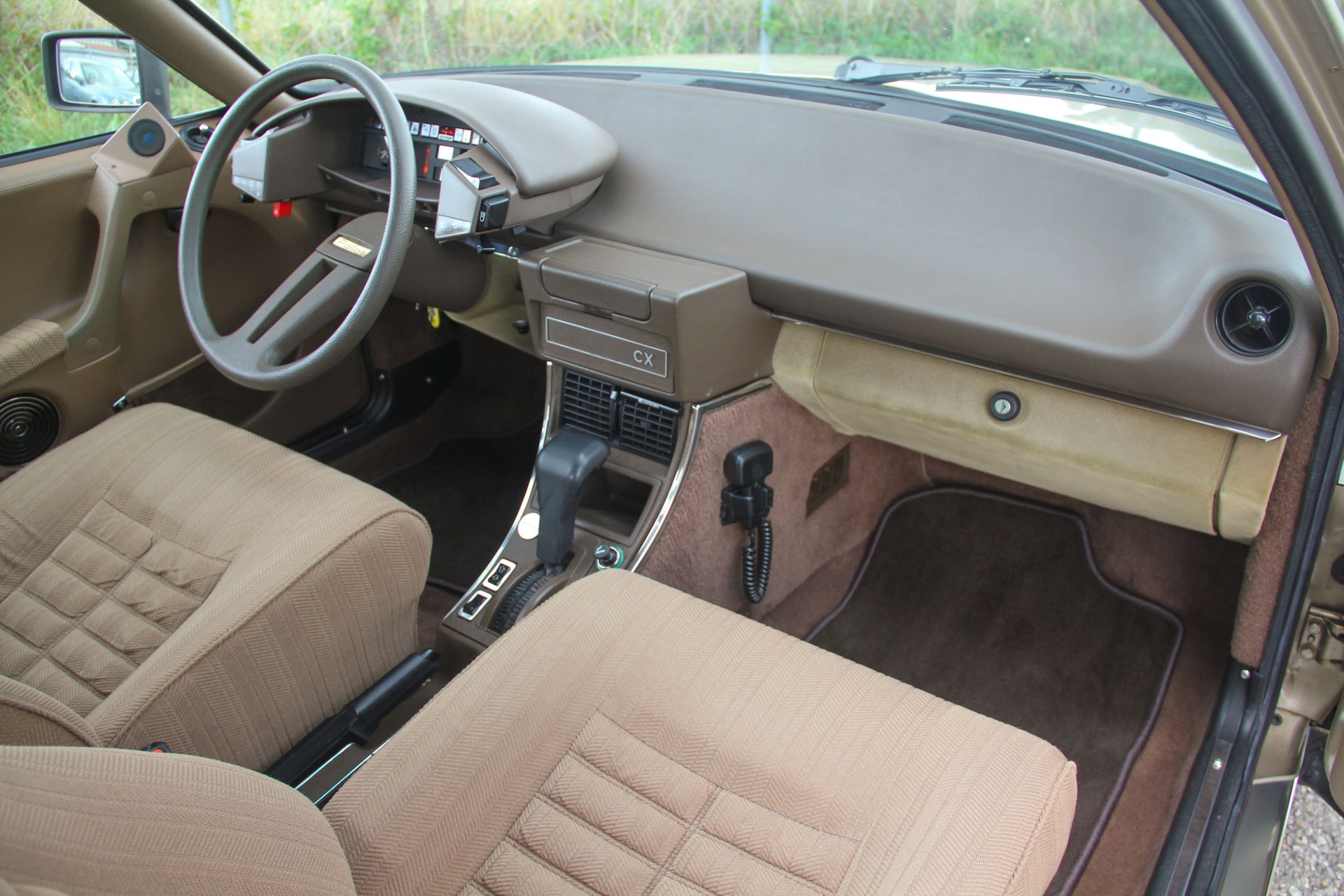 CITROEN CX Sedan 2400 Pallas (IE) Automatic ⭐⭐⭐⭐⭐-image-8