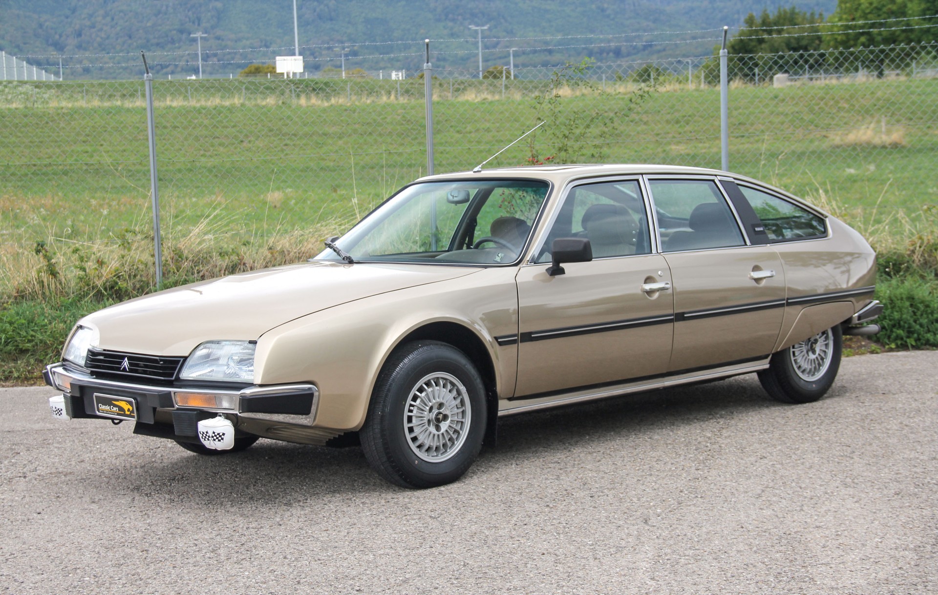 CITROEN CX Sedan 2400 Pallas (IE) Automatic ⭐⭐⭐⭐⭐-image-2