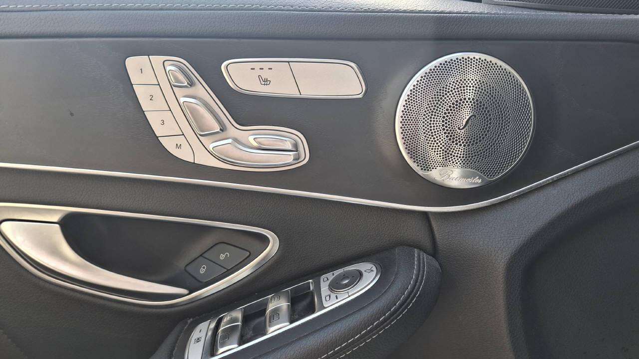 MERCEDES-BENZ C 400 AMG Line 4matic Kombi-image-10