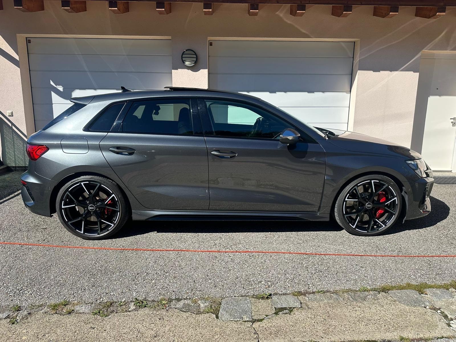 AUDI 2.5 TFSI quattro S-Tronic-image-1
