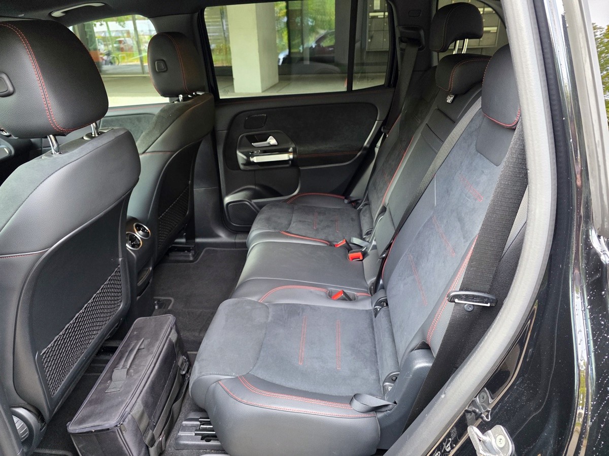 MERCEDES-BENZ EQB 350 AMG Line 4Matic-image-11