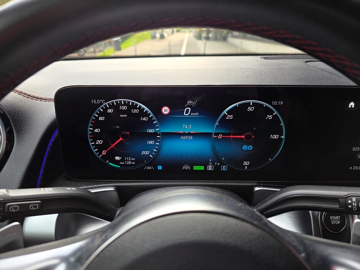 MERCEDES-BENZ EQB 350 AMG Line 4Matic-image-7