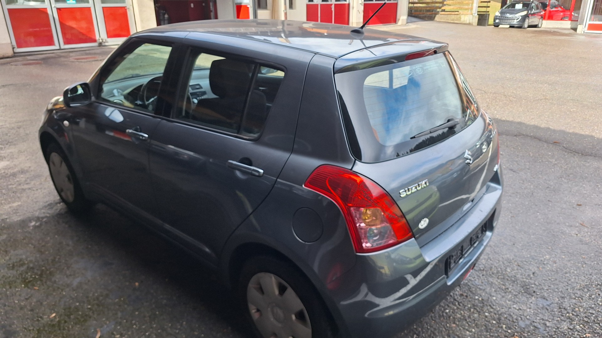 SUZUKI 1.3 GL 4WD-image-2