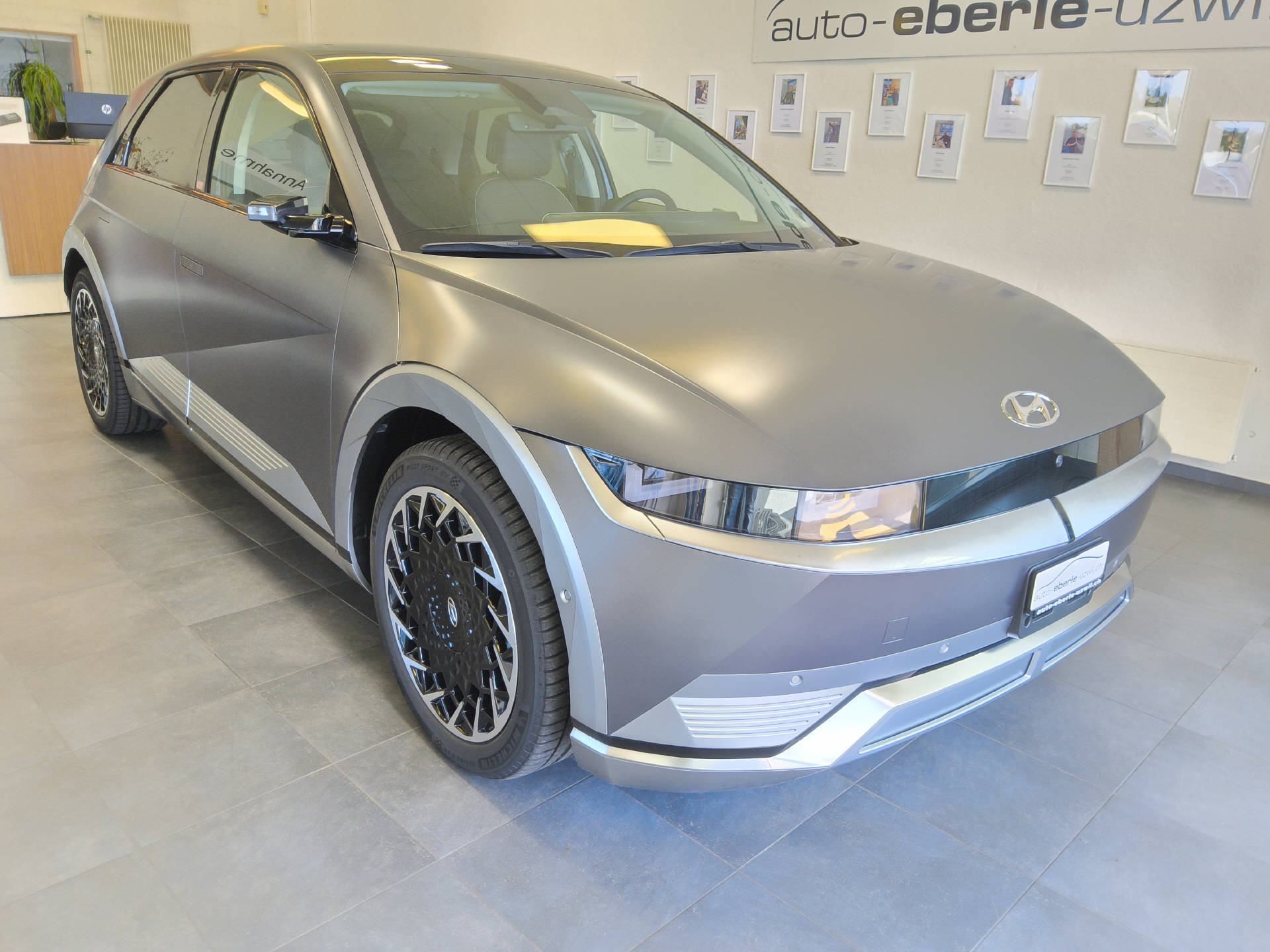 HYUNDAI Ioniq 5 77,4 kWh Vertex 4WD-image-1