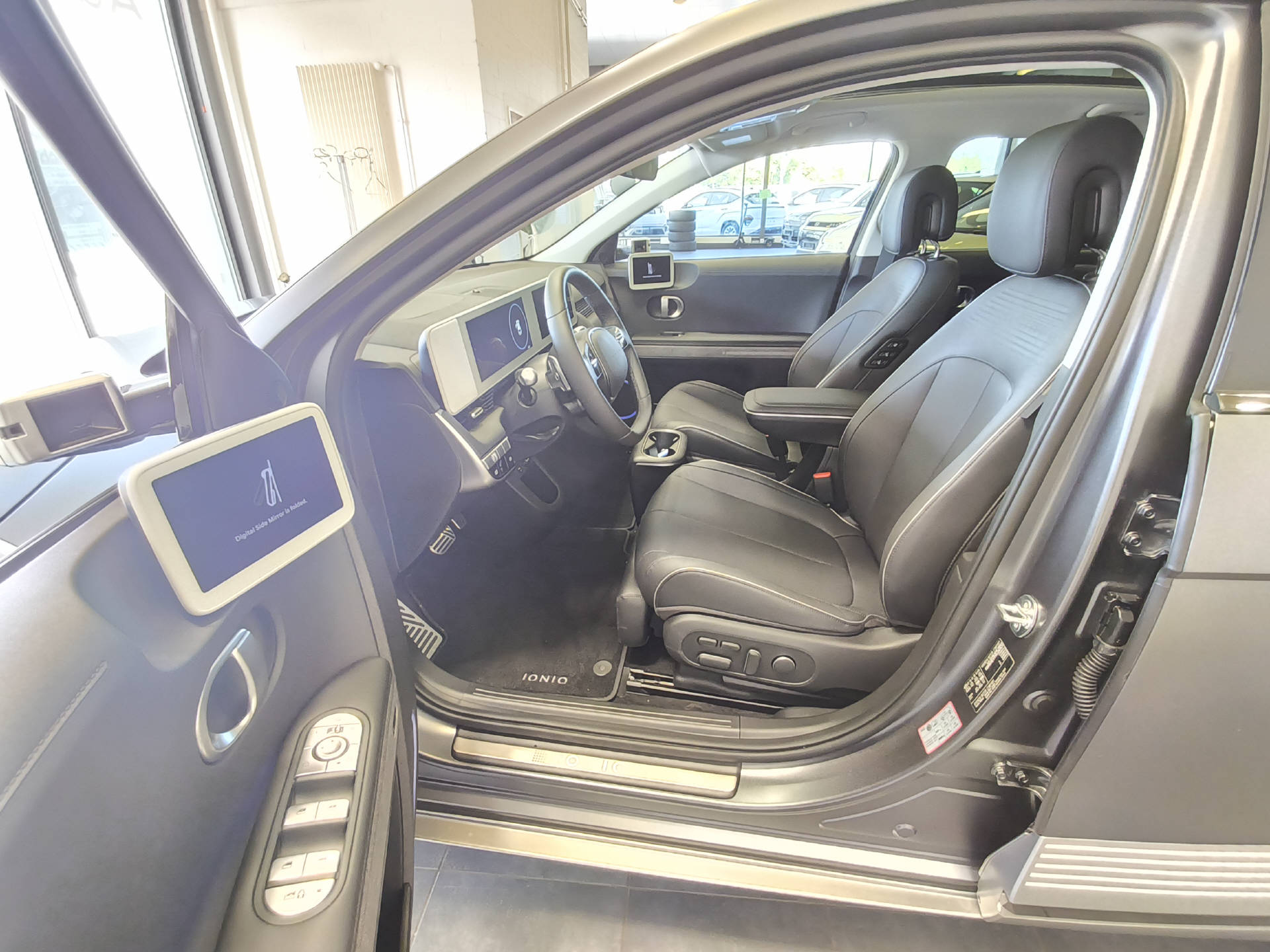 HYUNDAI Ioniq 5 77,4 kWh Vertex 4WD-image-18