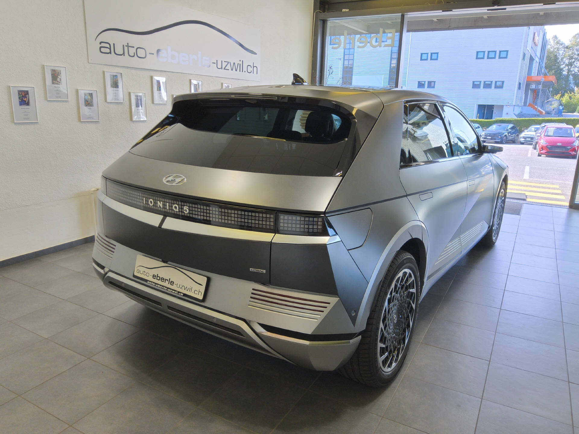 HYUNDAI Ioniq 5 77,4 kWh Vertex 4WD-image-5