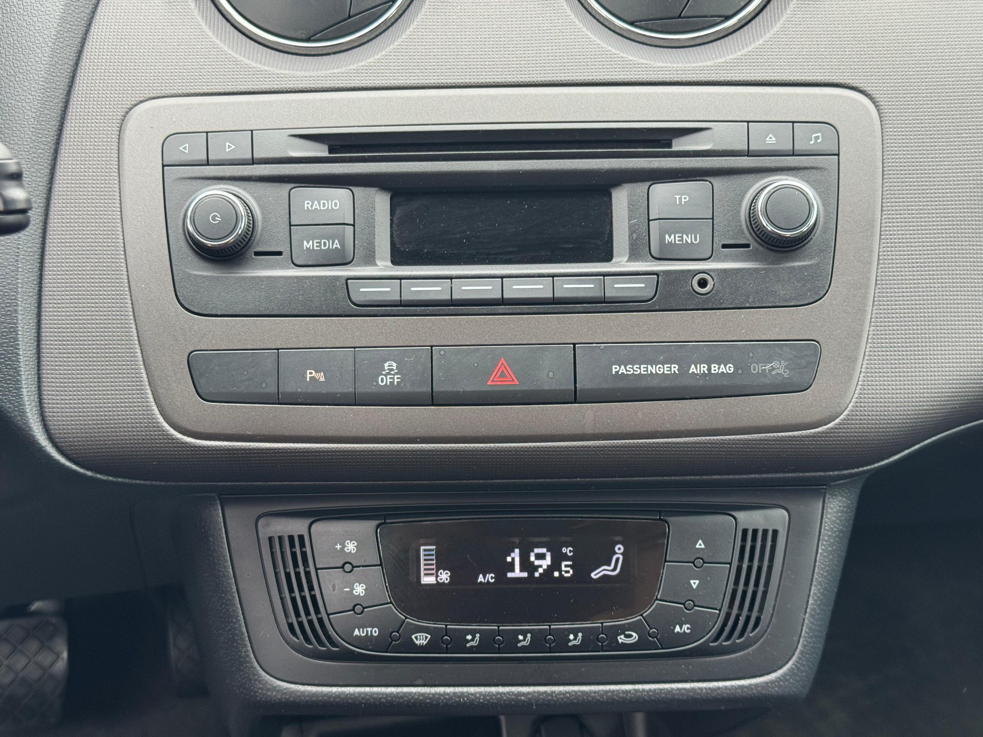 SEAT Ibiza ST 1.2 TSI Style DSG-image-9