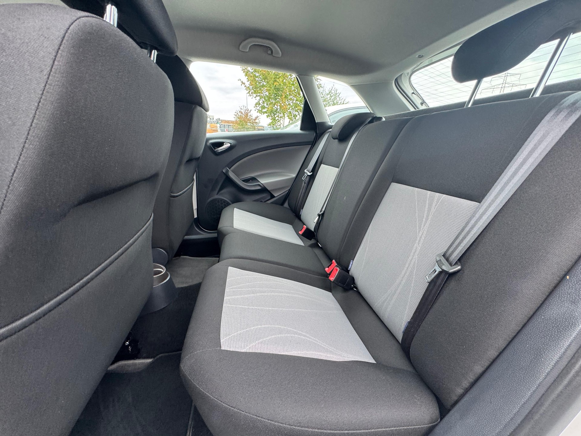 SEAT Ibiza ST 1.2 TSI Style DSG-image-8