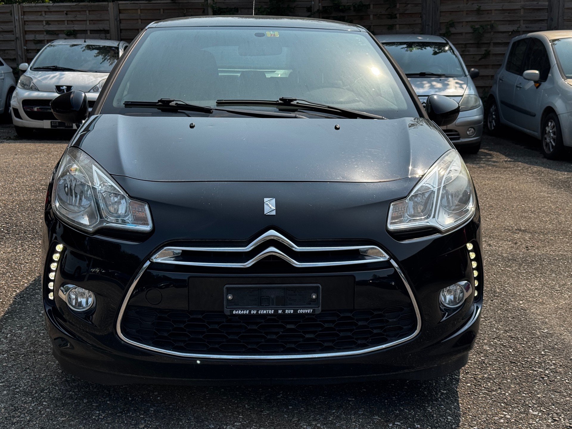 DS AUTOMOBILES DS3 1.2 VTi SO Chic-image-0