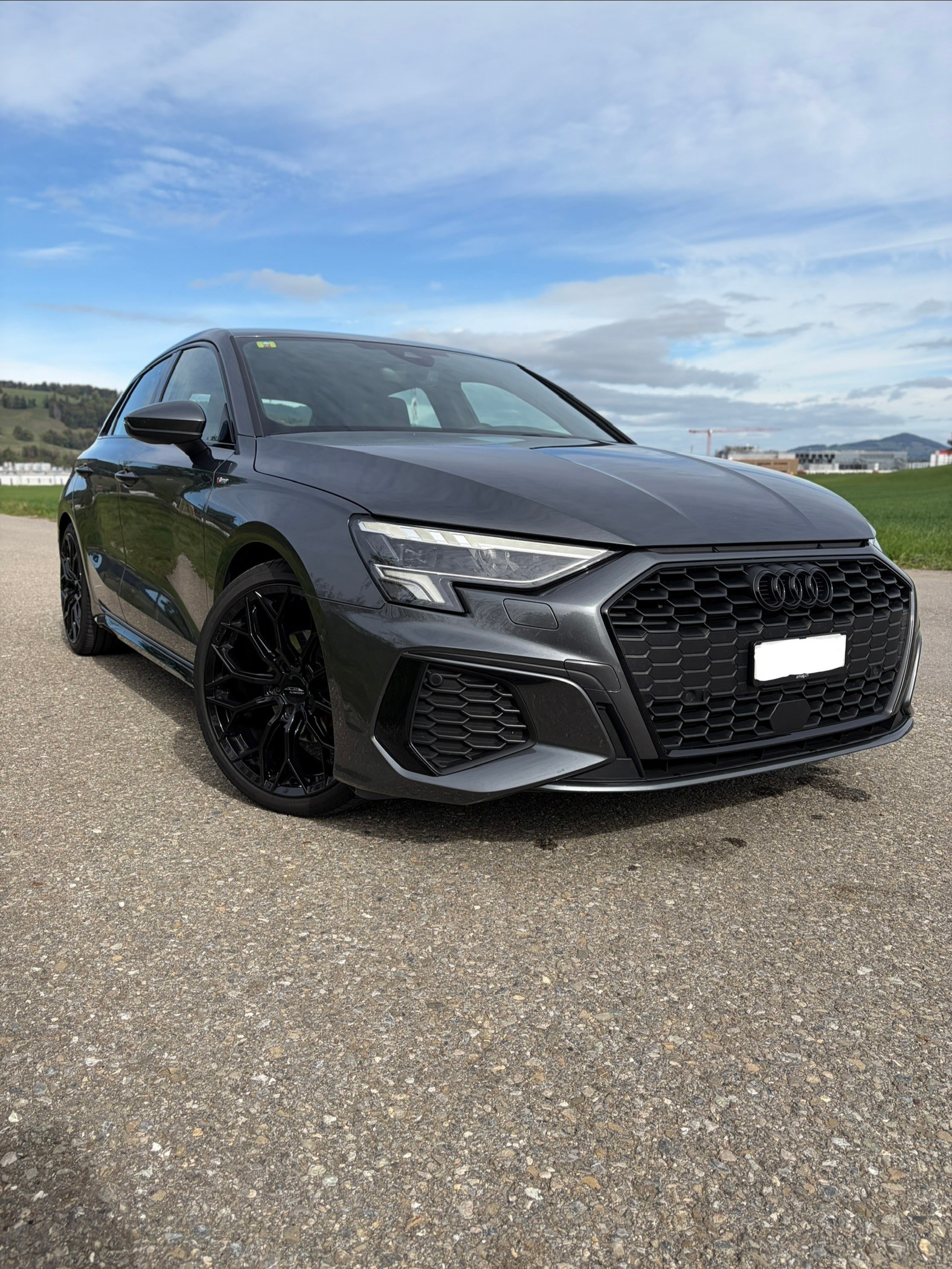 AUDI 1.5 35 TFSI S Line Attraction S-Tronic-image-0