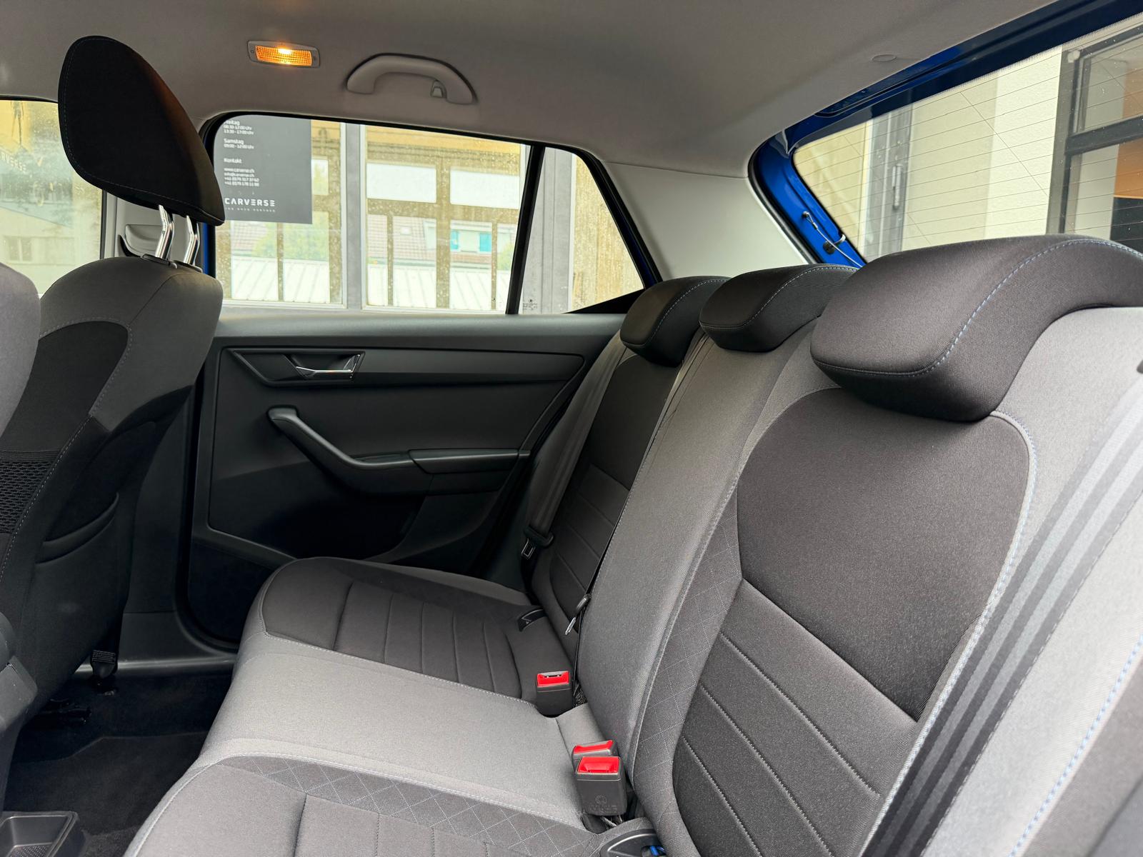 SKODA Fabia 1.0 TSI Ambition DSG-image-8