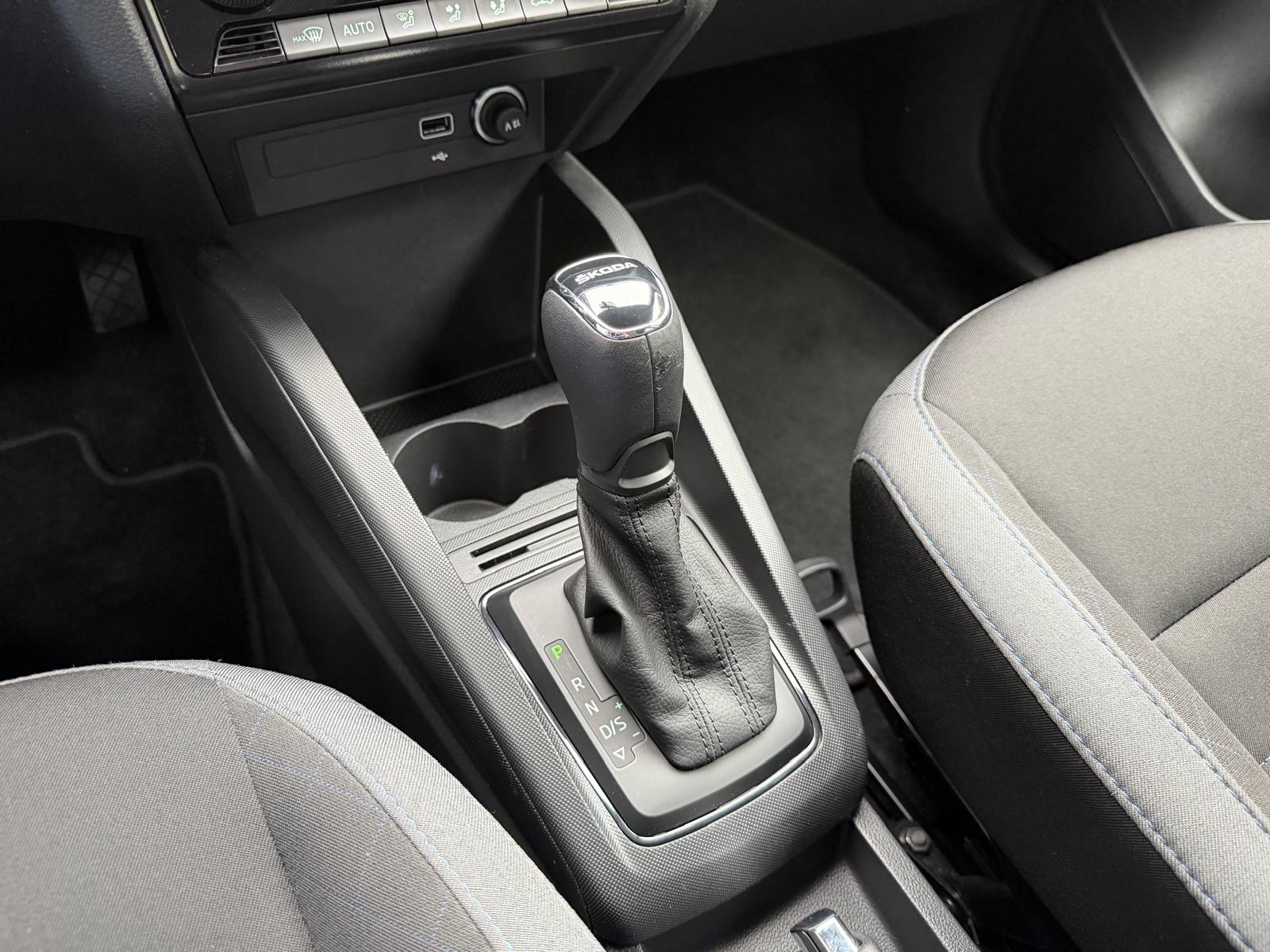 SKODA Fabia 1.0 TSI Ambition DSG-image-17