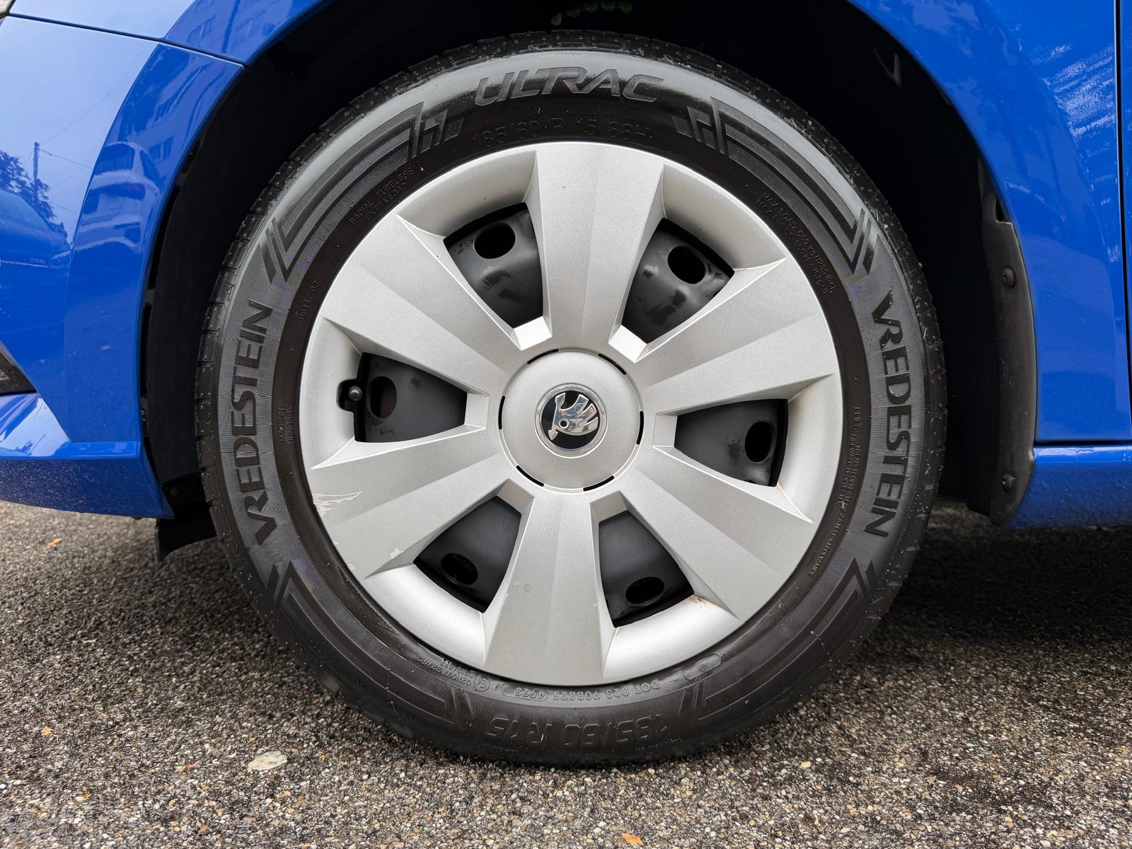 SKODA Fabia 1.0 TSI Ambition DSG-image-5