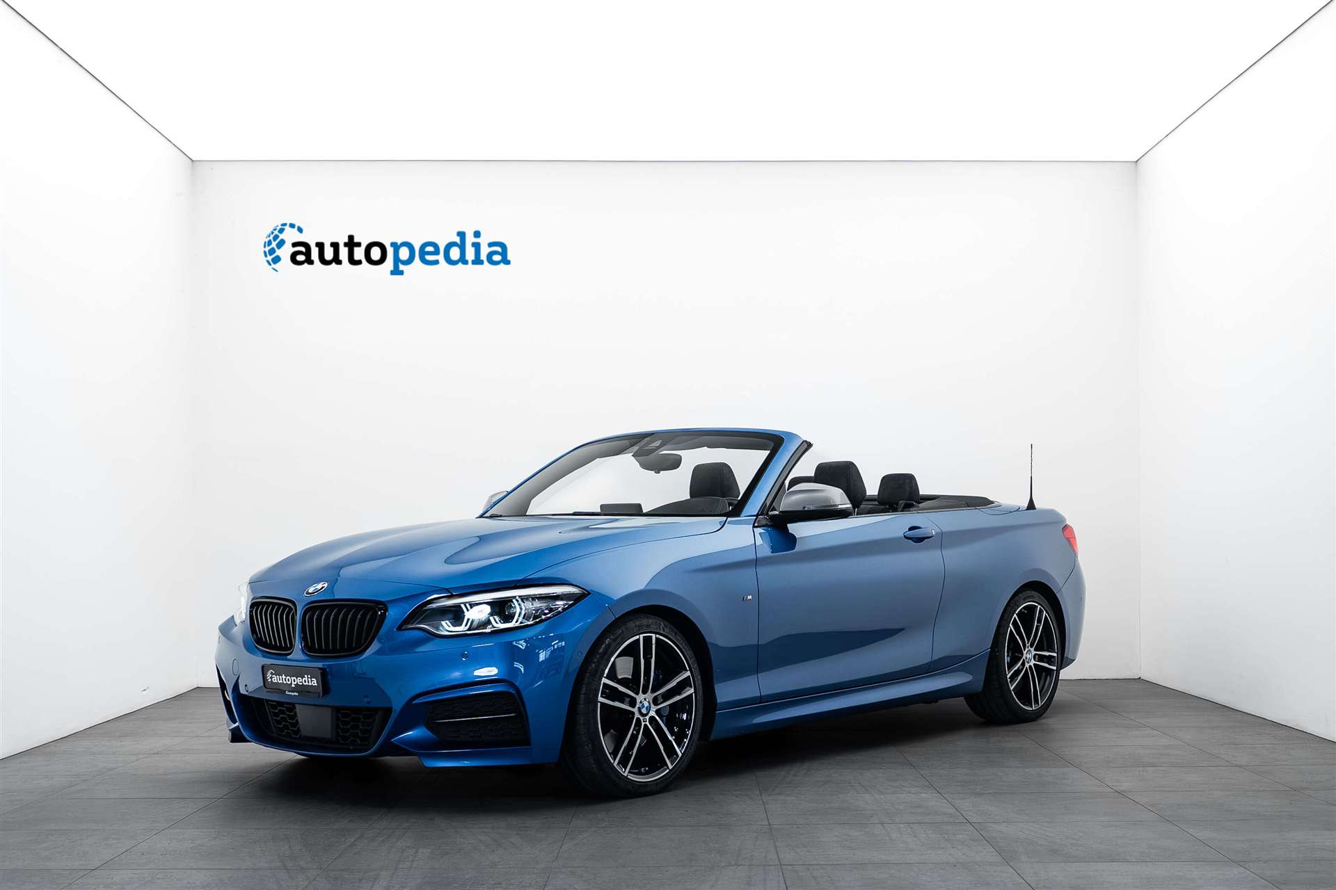 BMW BMW M240i xDrive Steptronic-image-0