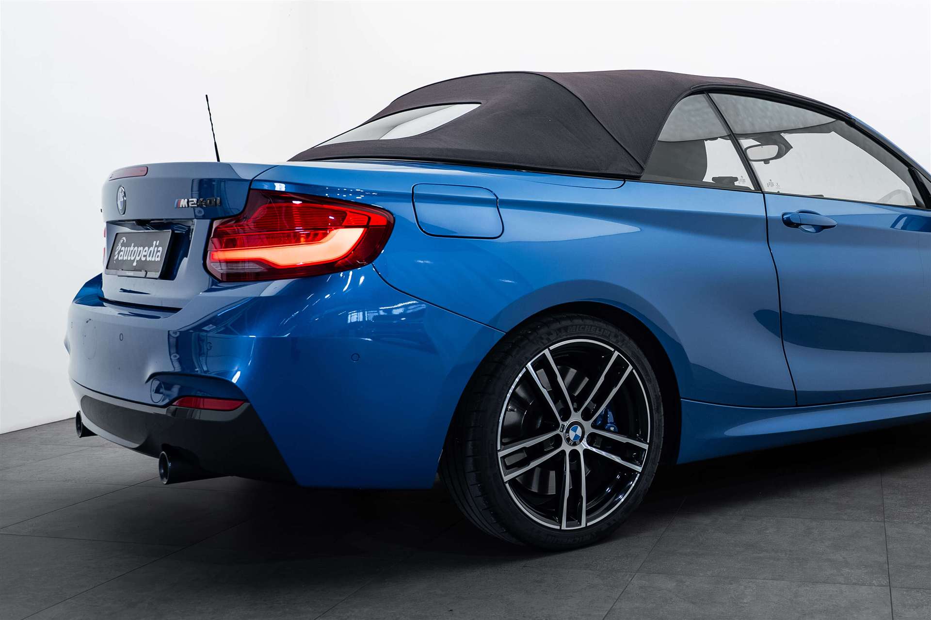 BMW BMW M240i xDrive Steptronic-image-7
