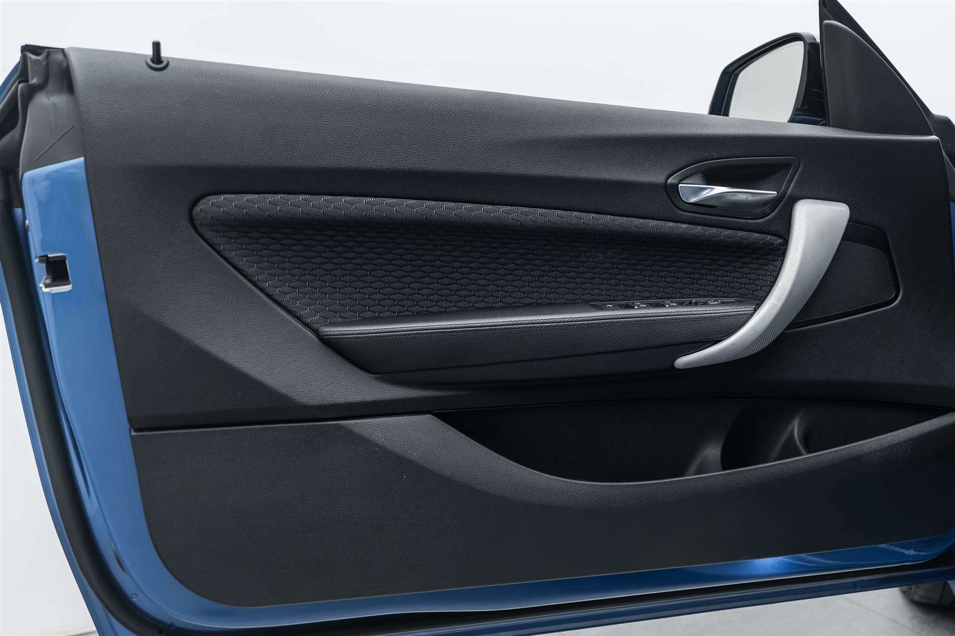 BMW BMW M240i xDrive Steptronic-image-10